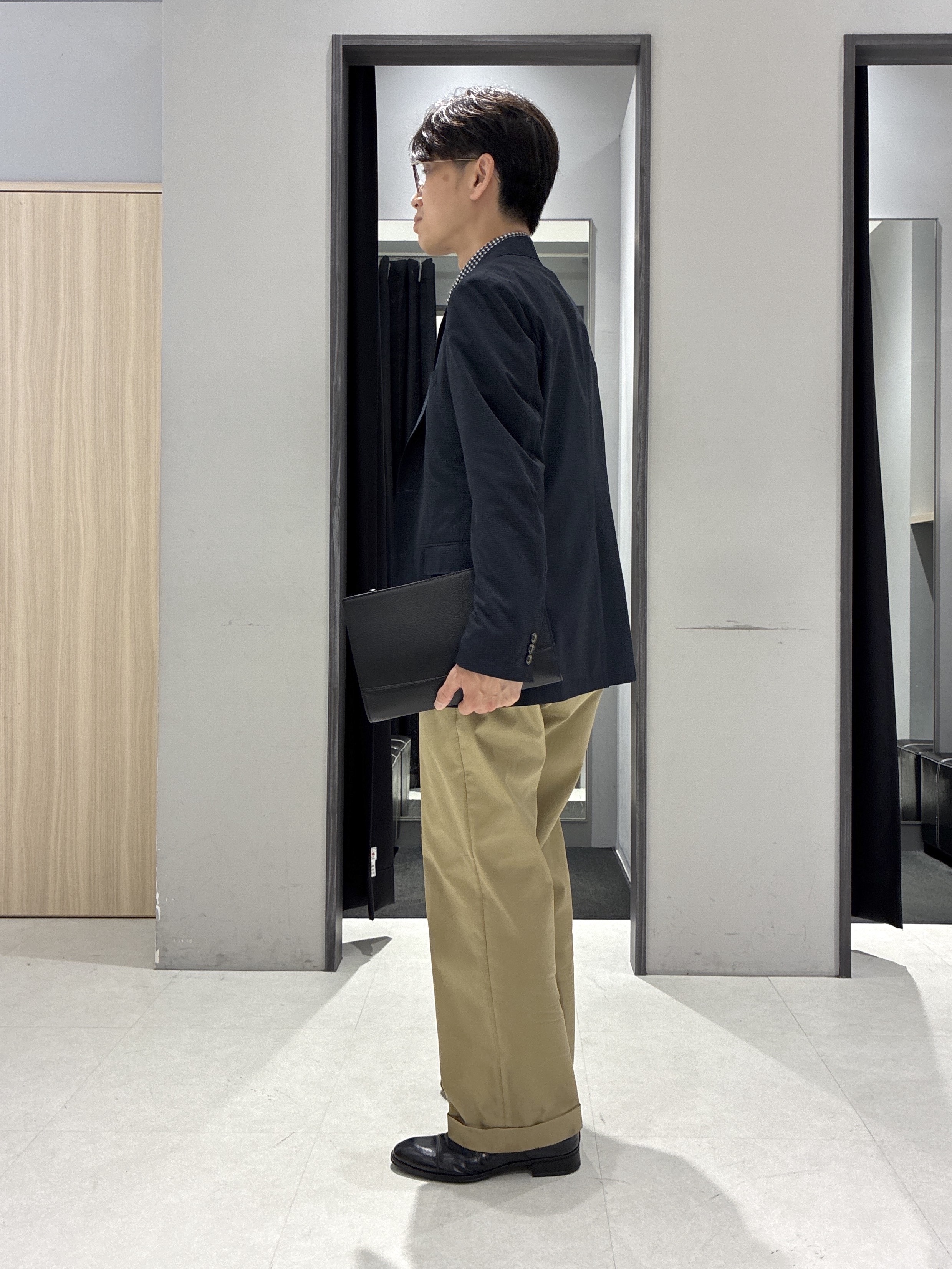 わいずみさんの「TAKEO KIKUCHI｜【抗菌防臭】COOL DOTS（R）ドビープリント ジャケット」を使ったコーディネート