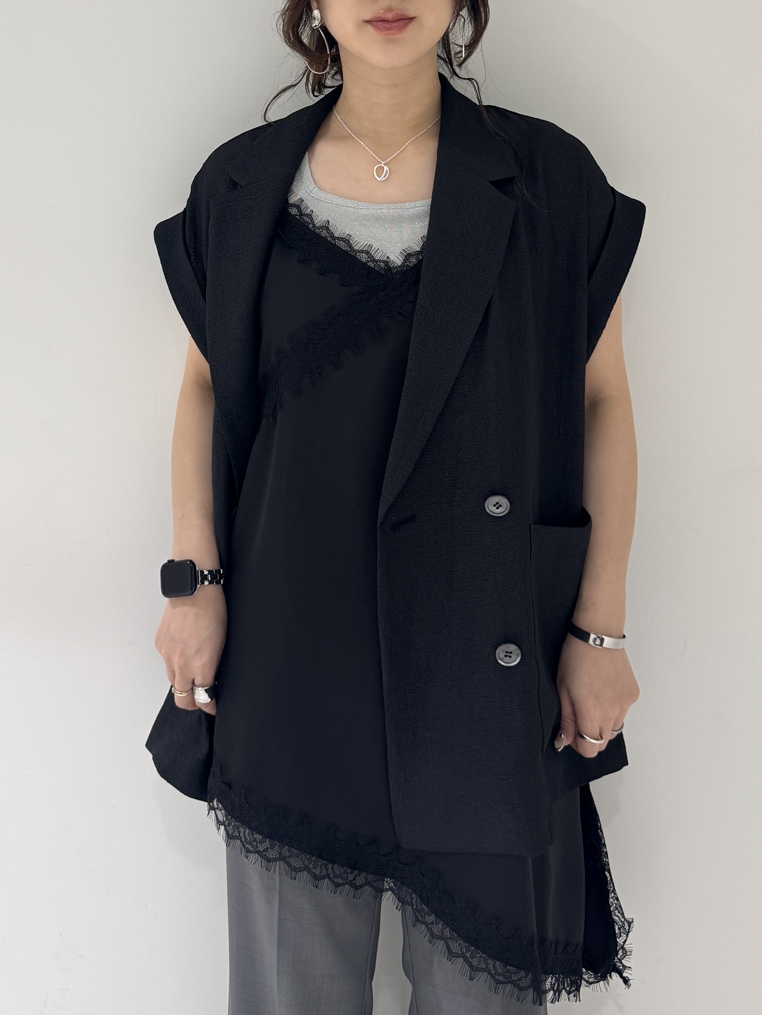 そんさんの「INDIVI｜ワッシャーシアーダブルジャケット」を使ったコーディネート