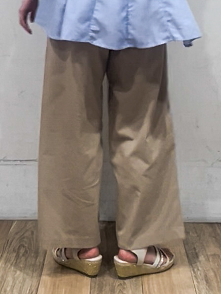 山さんさんの「grove｜【洗濯機OK・ひんやり】さらっと軽やか、夏のフレアシャツ」を使ったコーディネート