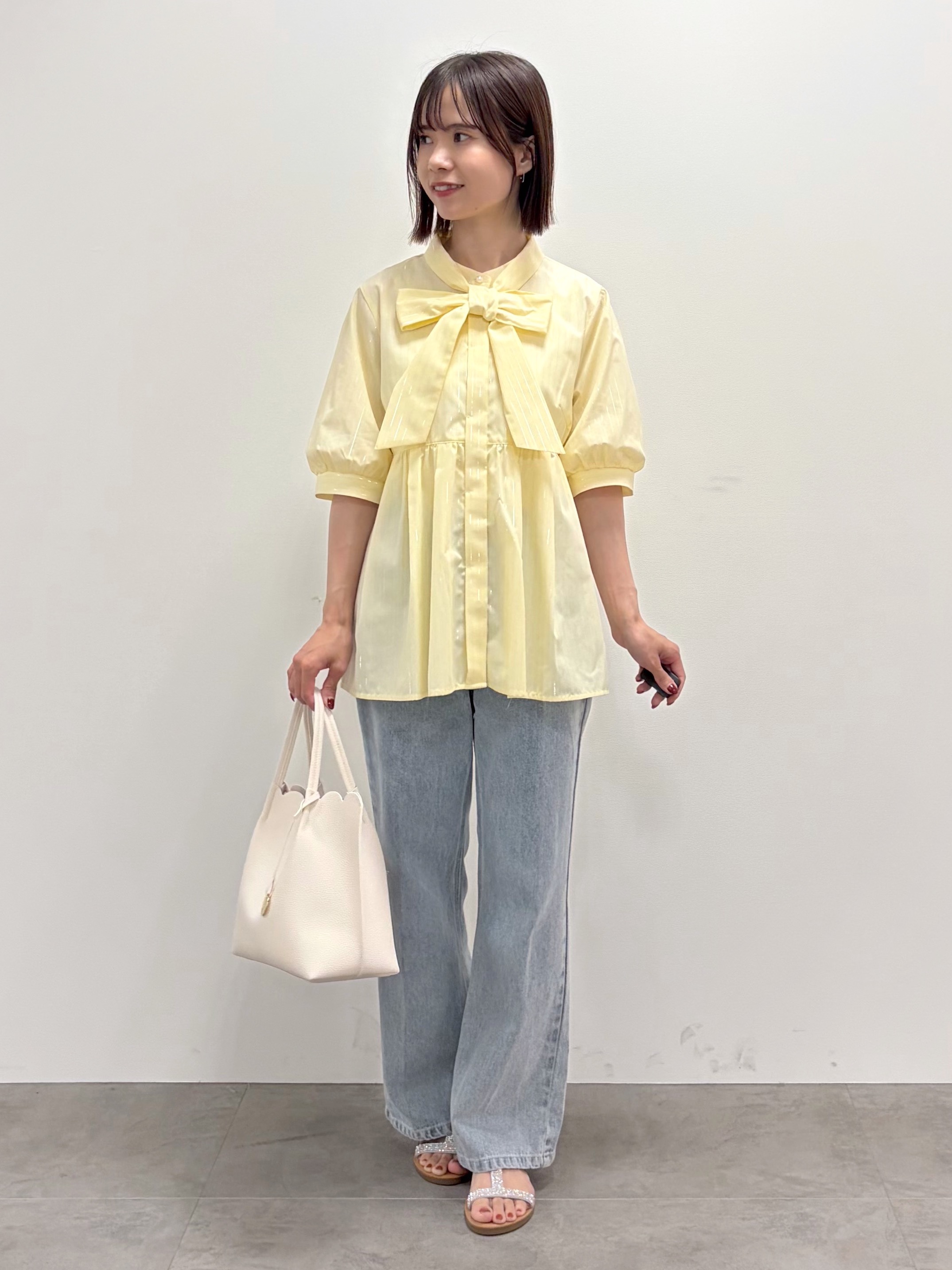 kozuさんの「index｜【防シワ】2wayボウタイペプラム5分袖ブラウス《洗濯機OK／イージーアイロン》」を使ったコーディネート