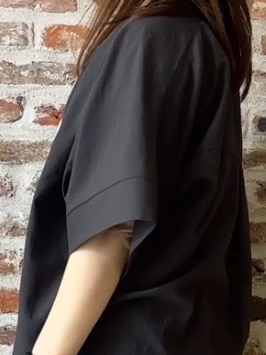 tokiさんの「THE SHOP TK｜【高レビュー/体型カバー】さらっと快適 ドルマン5分袖ブラウス」を使ったコーディネート