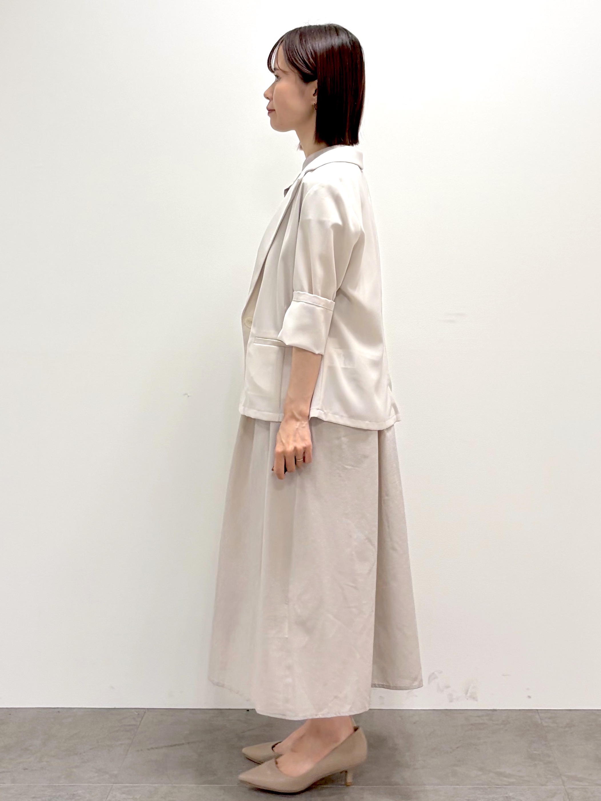 kozuさんの「index｜【接触冷感／防シワ】ひんやり7分袖テーラードジャケット《洗濯機OK》」を使ったコーディネート