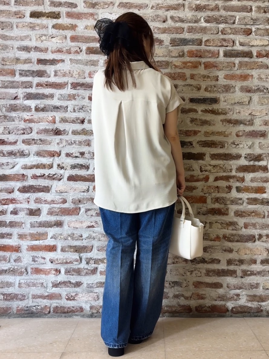 tokiさんの「THE SHOP TK｜【ひんやり/防しわ/UV/吸水速乾】襟付き フレンチスリーブシャツ」を使ったコーディネート