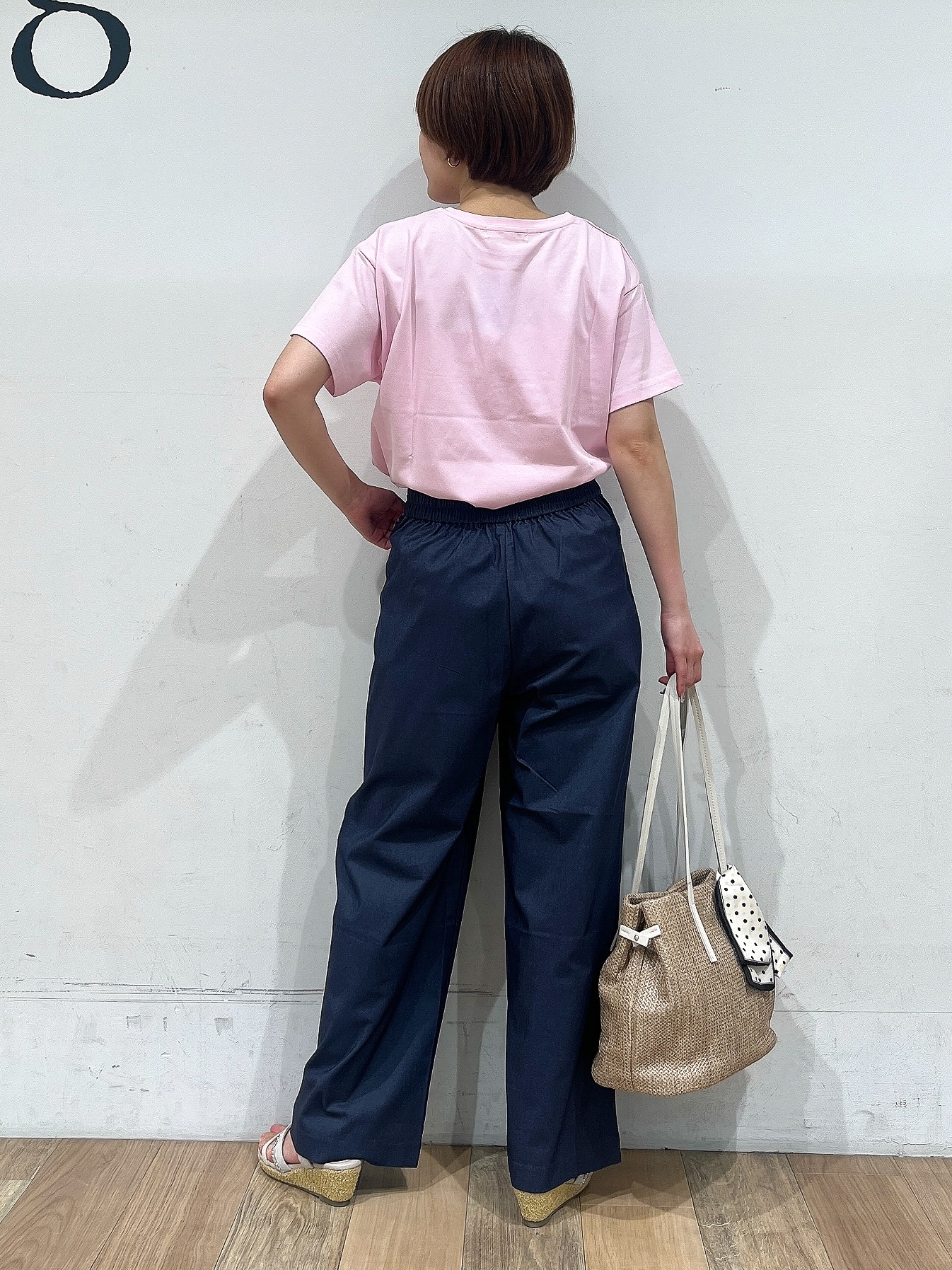 山さんさんの「grove｜【遮熱／吸水速乾／接触冷感／UVカット】ベーシックロゴTシャツ」を使ったコーディネート