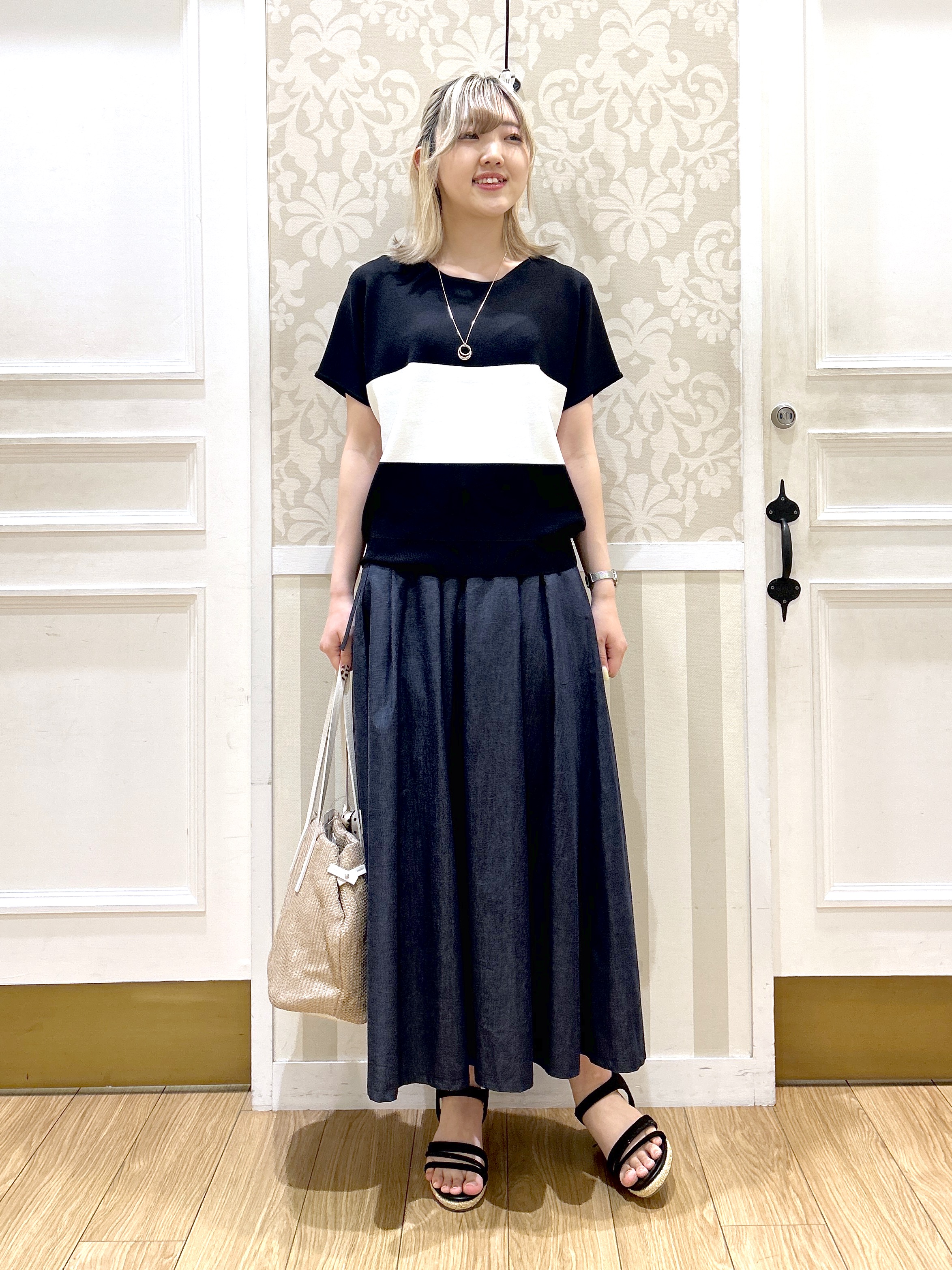 望 愛さんの「grove｜【洗濯機OK/ひんやり】軽く羽織れるハーフスリーブジャケット」を使ったコーディネート
