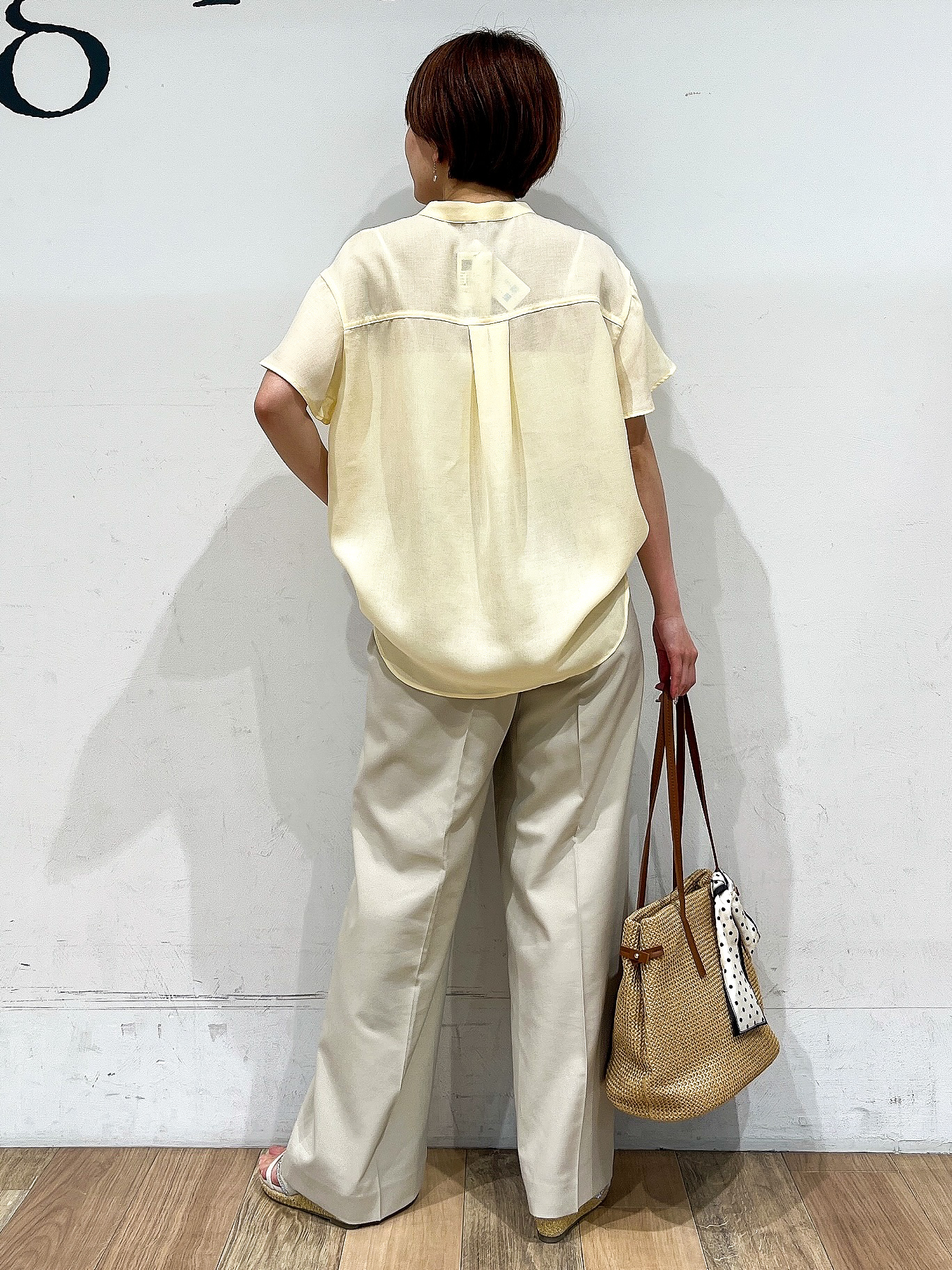 山さんさんの「grove｜【洗濯機OK・ひんやり/SETUP可】シワになりにくい、フレアスリーブブラウス」を使ったコーディネート