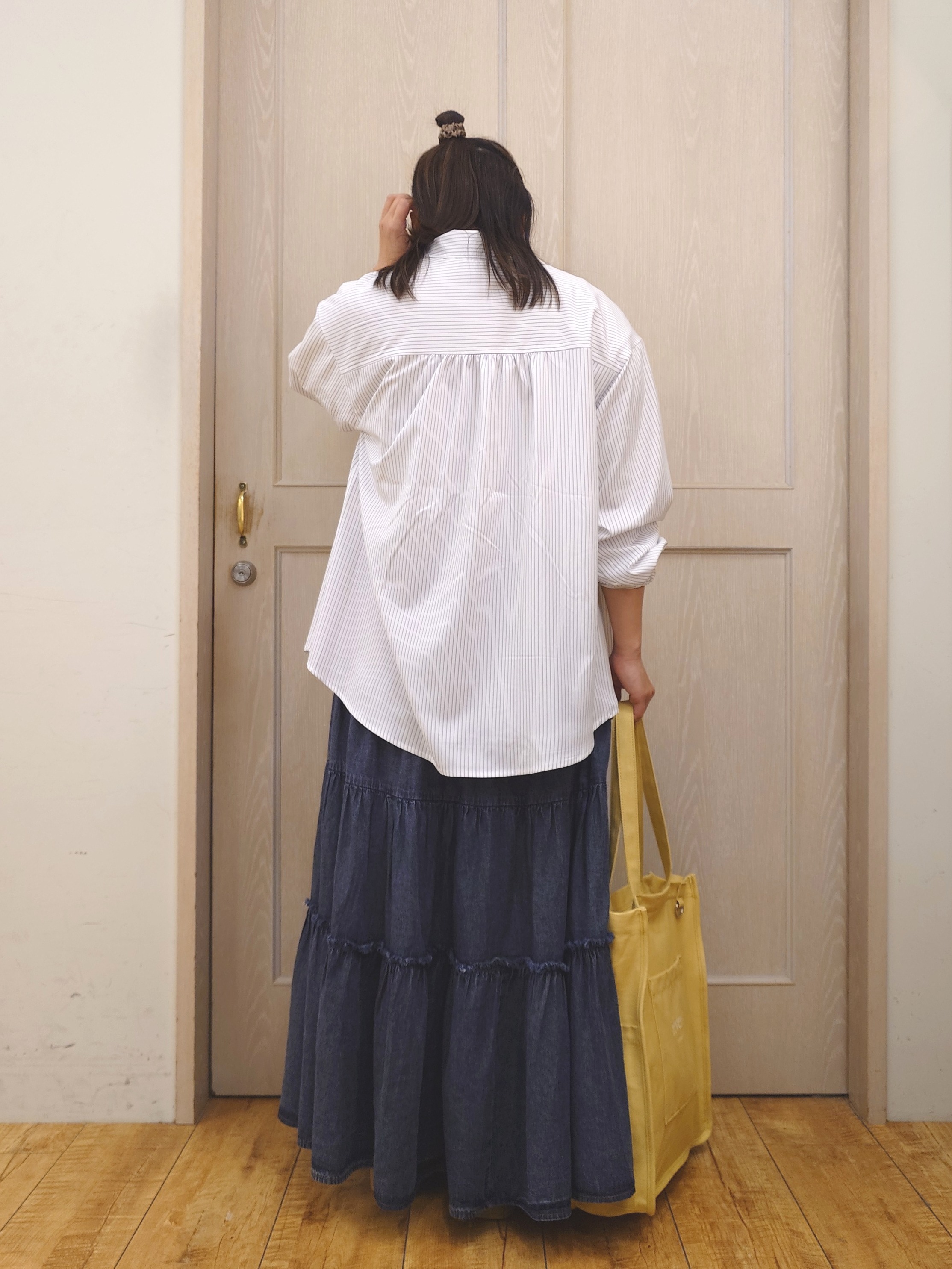 とろろさんの「SHOO･LA･RUE｜【ひんやり/UV/吸水速乾/洗濯後しわになりにくい】ラッシュガードにもなる ストライプシャツ」を使ったコーディネート