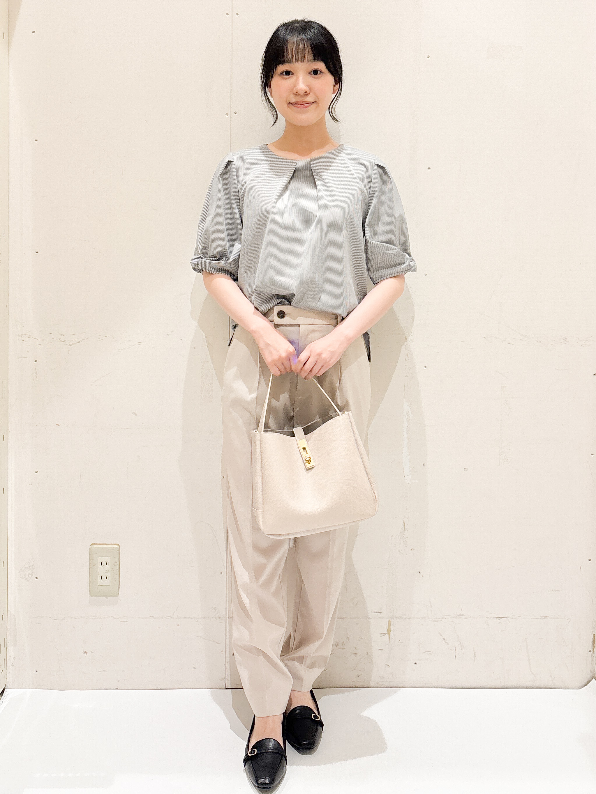 Hinaさんの「OPAQUE.CLIP｜【吸水速乾】ストライプ調デザインスリーブトップス《洗濯機OK》」を使ったコーディネート