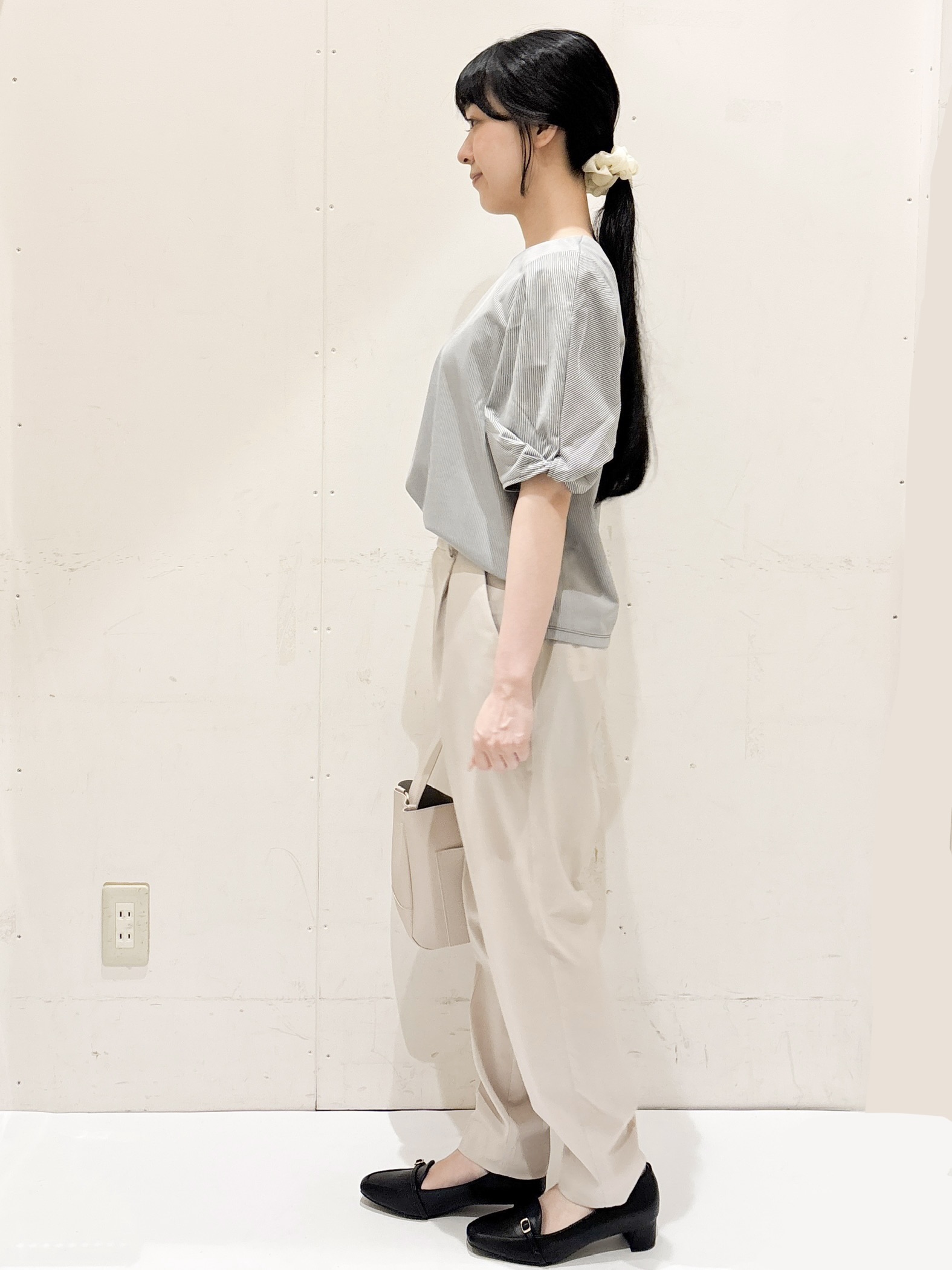 Hinaさんの「OPAQUE.CLIP｜【吸水速乾】ストライプ調デザインスリーブトップス《洗濯機OK》」を使ったコーディネート
