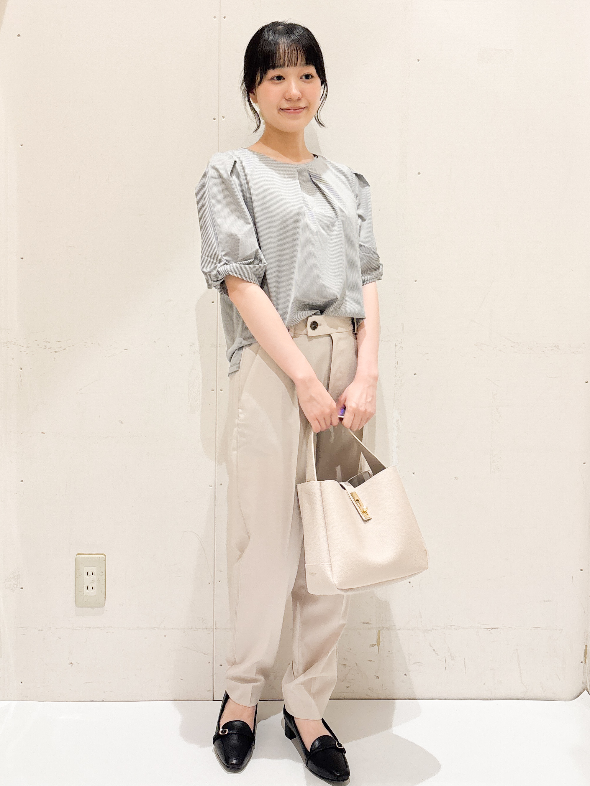 Hinaさんの「OPAQUE.CLIP｜【吸水速乾】ストライプ調デザインスリーブトップス《洗濯機OK》」を使ったコーディネート