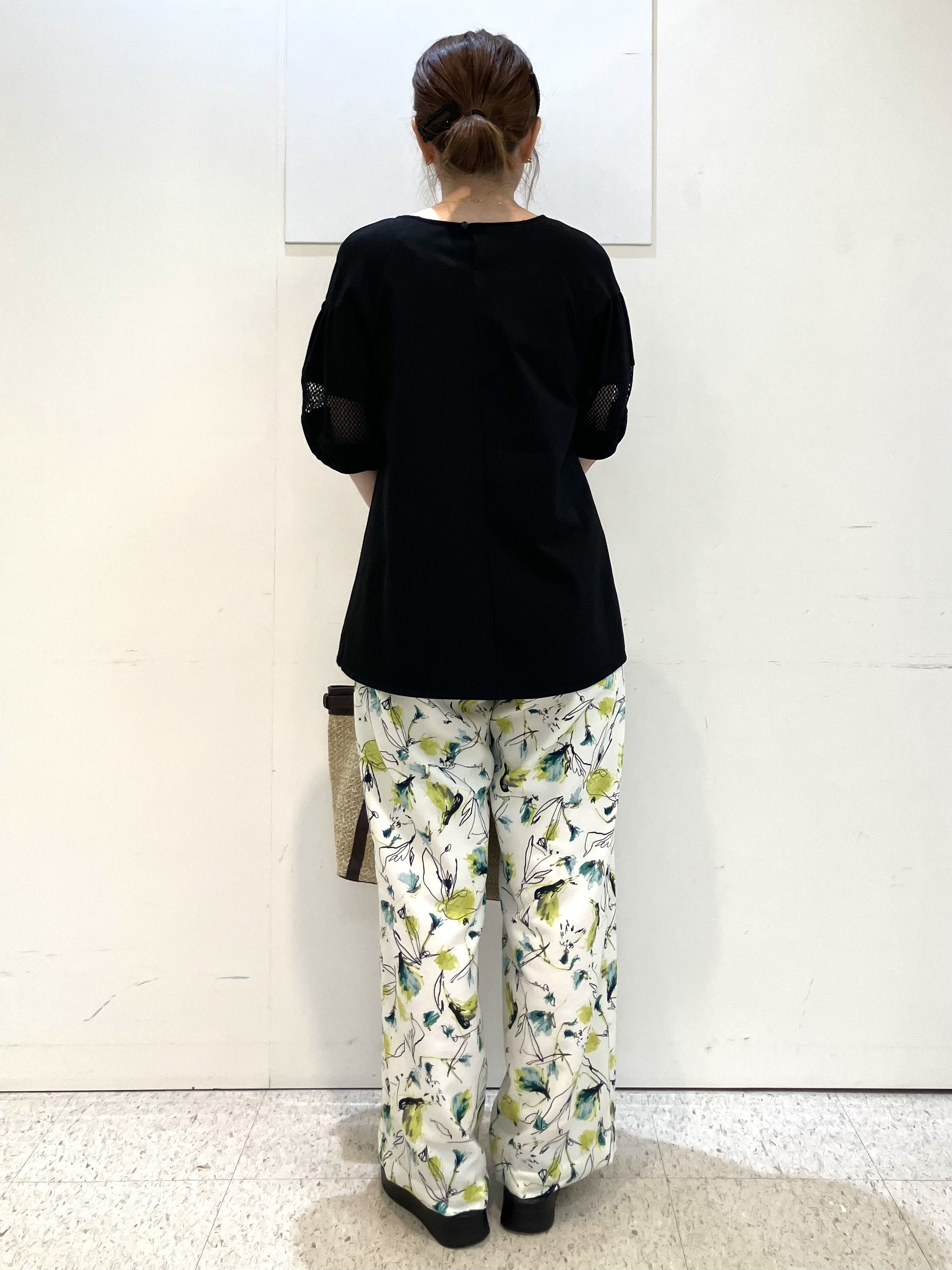 kozuさんの「Reflect｜メッシュ切り替えスリーブトップス」を使ったコーディネート