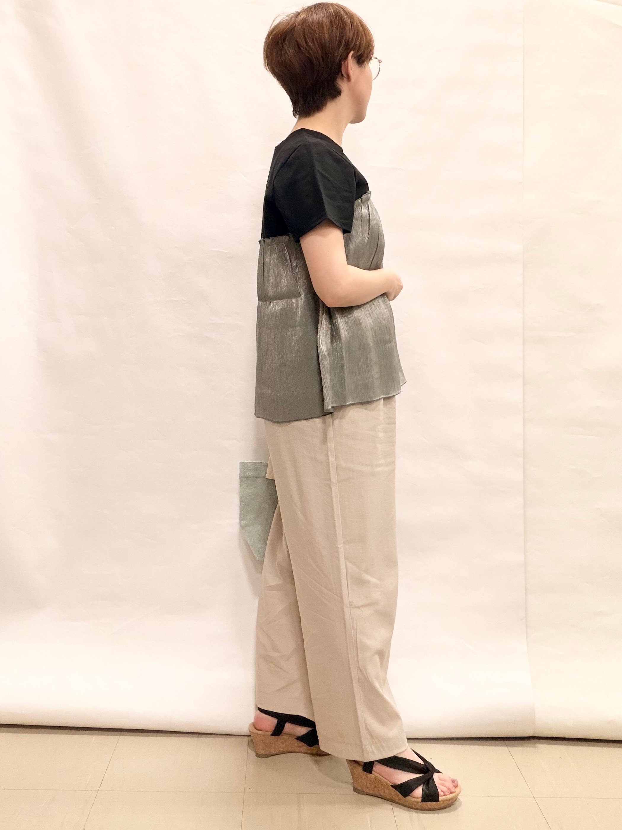 なっちゃんさんの「SHOO･LA･RUE｜【ひんやり/S-LL】1枚でインせず決まる きらきらビスチェ風Tシャツ」を使ったコーディネート
