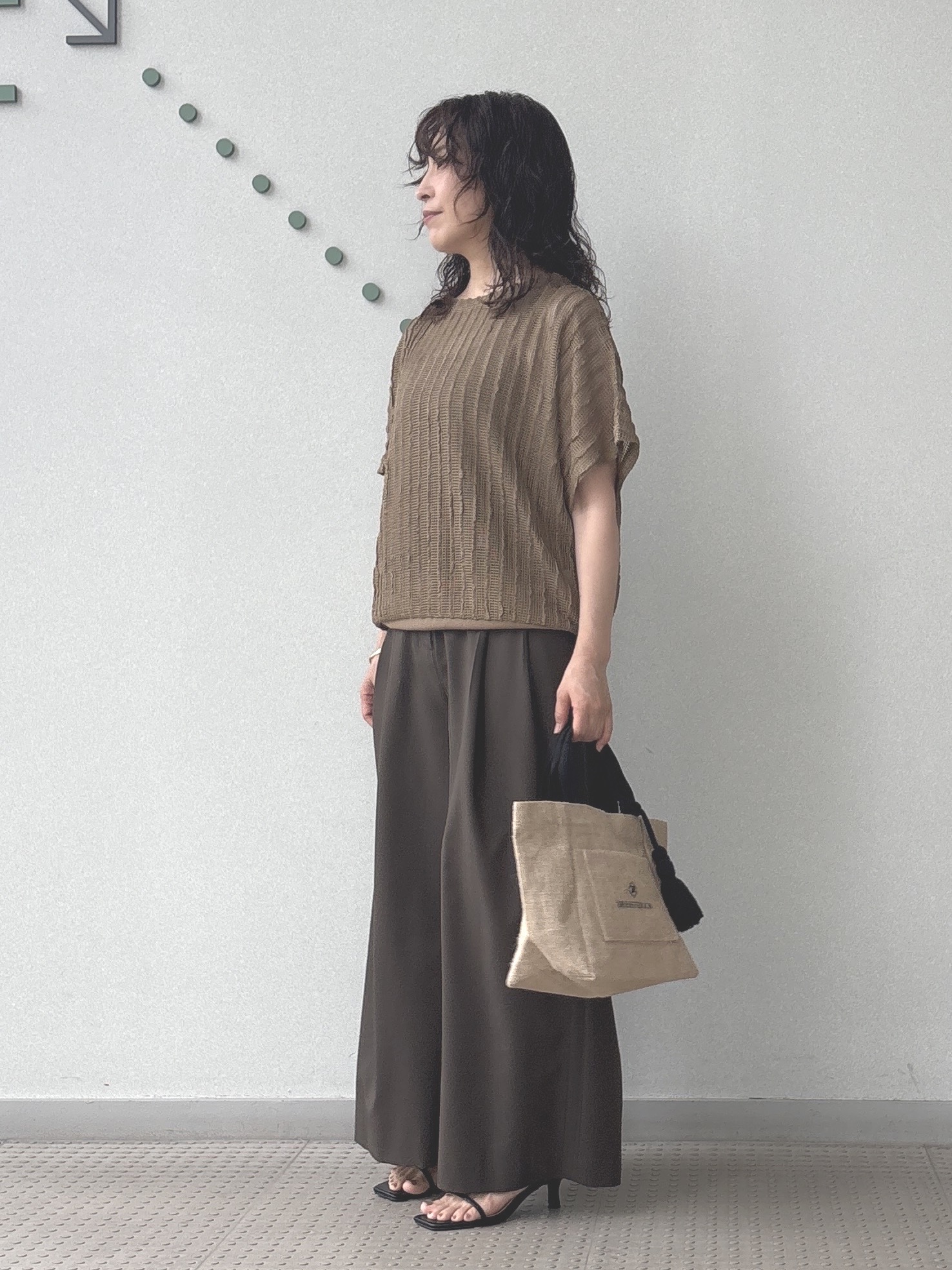 kawamuraさんの「DRESSTERIOR｜シアーメッシュプルオーバー」を使ったコーディネート