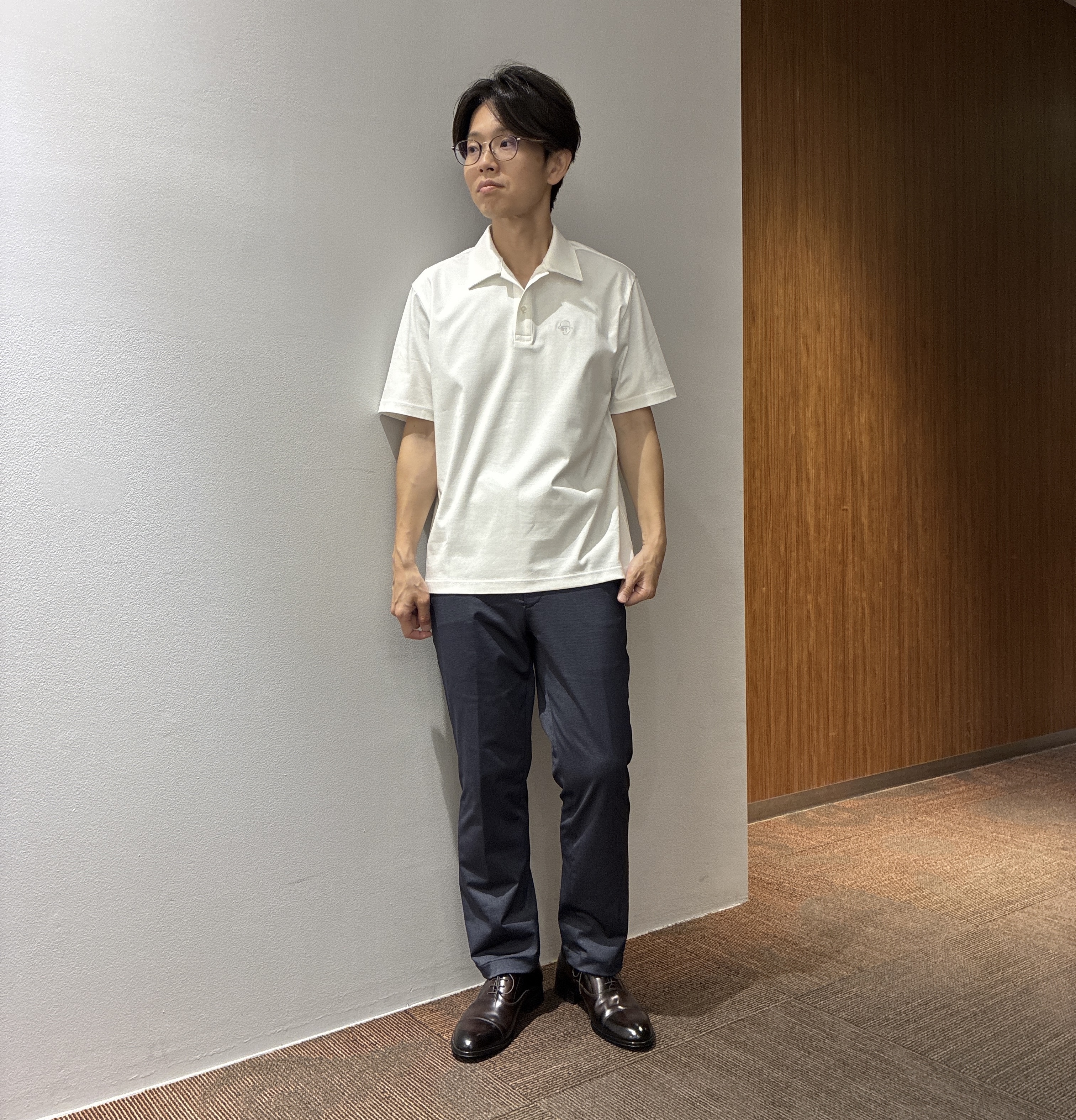 わいずみさんの「TAKEO KIKUCHI｜【360&deg;ストレッチ/軽量】None Of Stress ライト ジャケット（セットアップ対応）」を使ったコーディネート