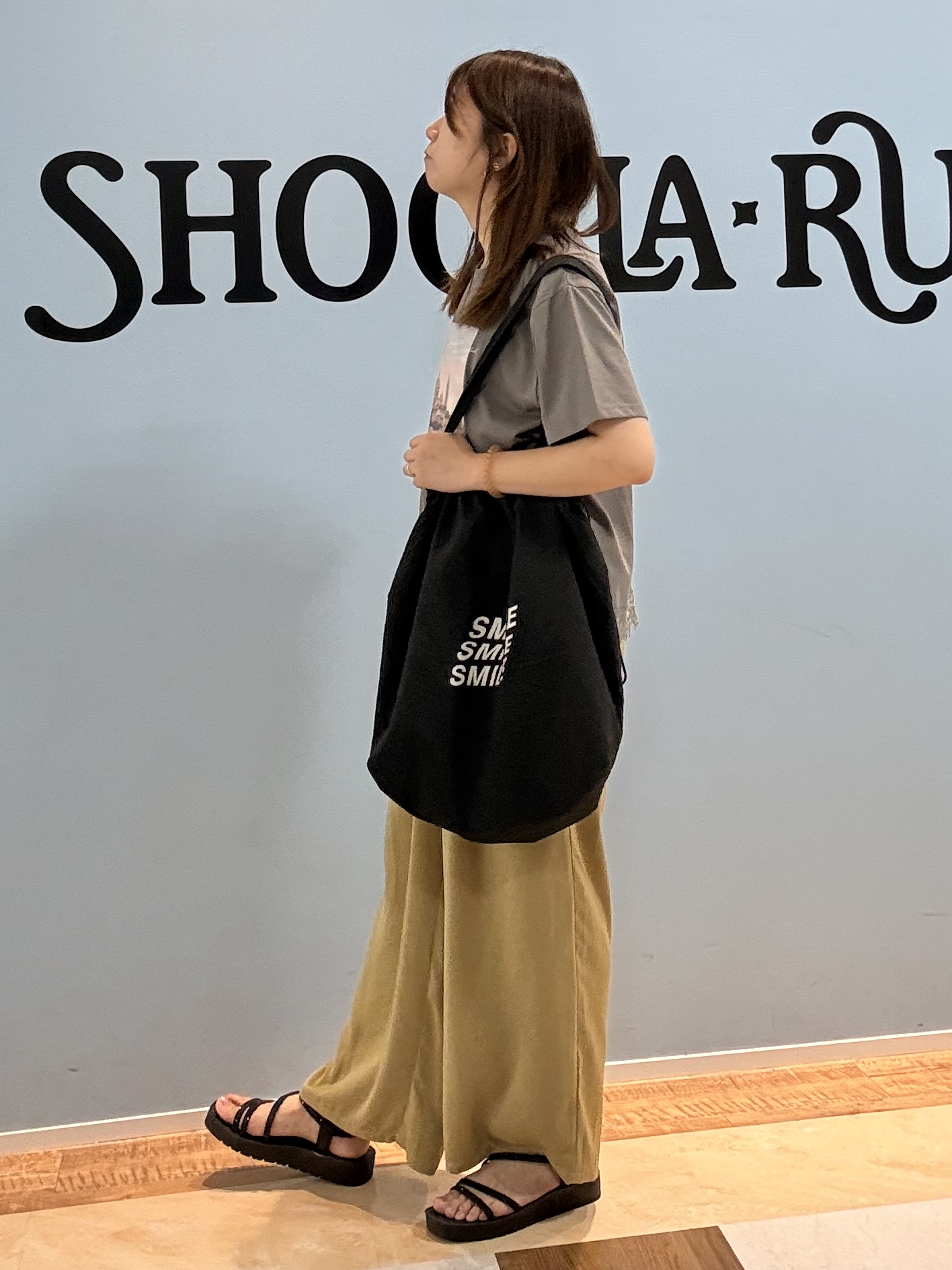 Naaatsuさんの「SHOO･LA･RUE｜【洗濯機可/S-LL】すっきり楽ちん とろみイージーワイドパンツ」を使ったコーディネート
