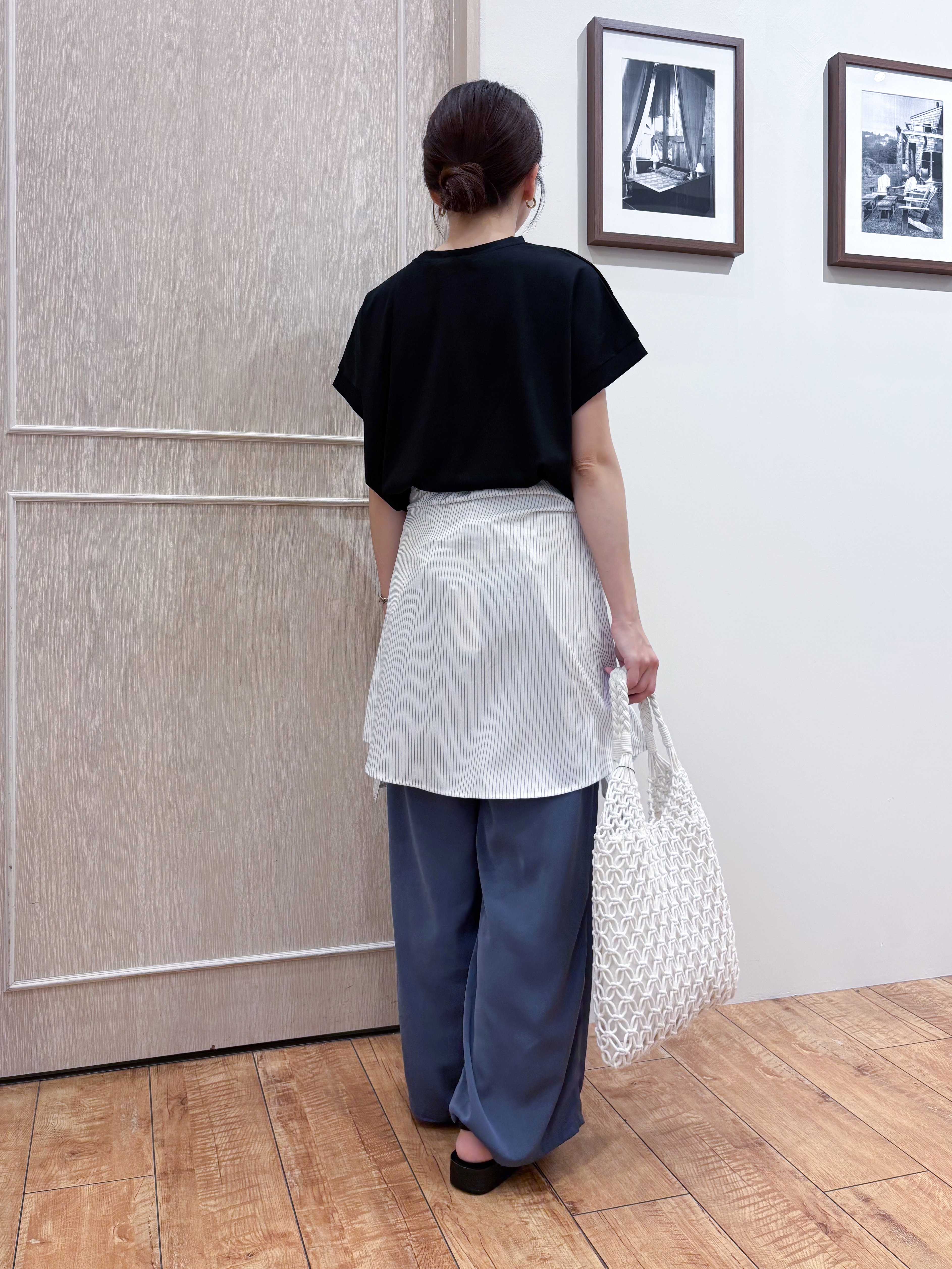 なみさんの「SHOO･LA･RUE｜【ひんやり/UV/吸水速乾/洗濯後しわになりにくい】ラッシュガードにもなる ストライプシャツ」を使ったコーディネート