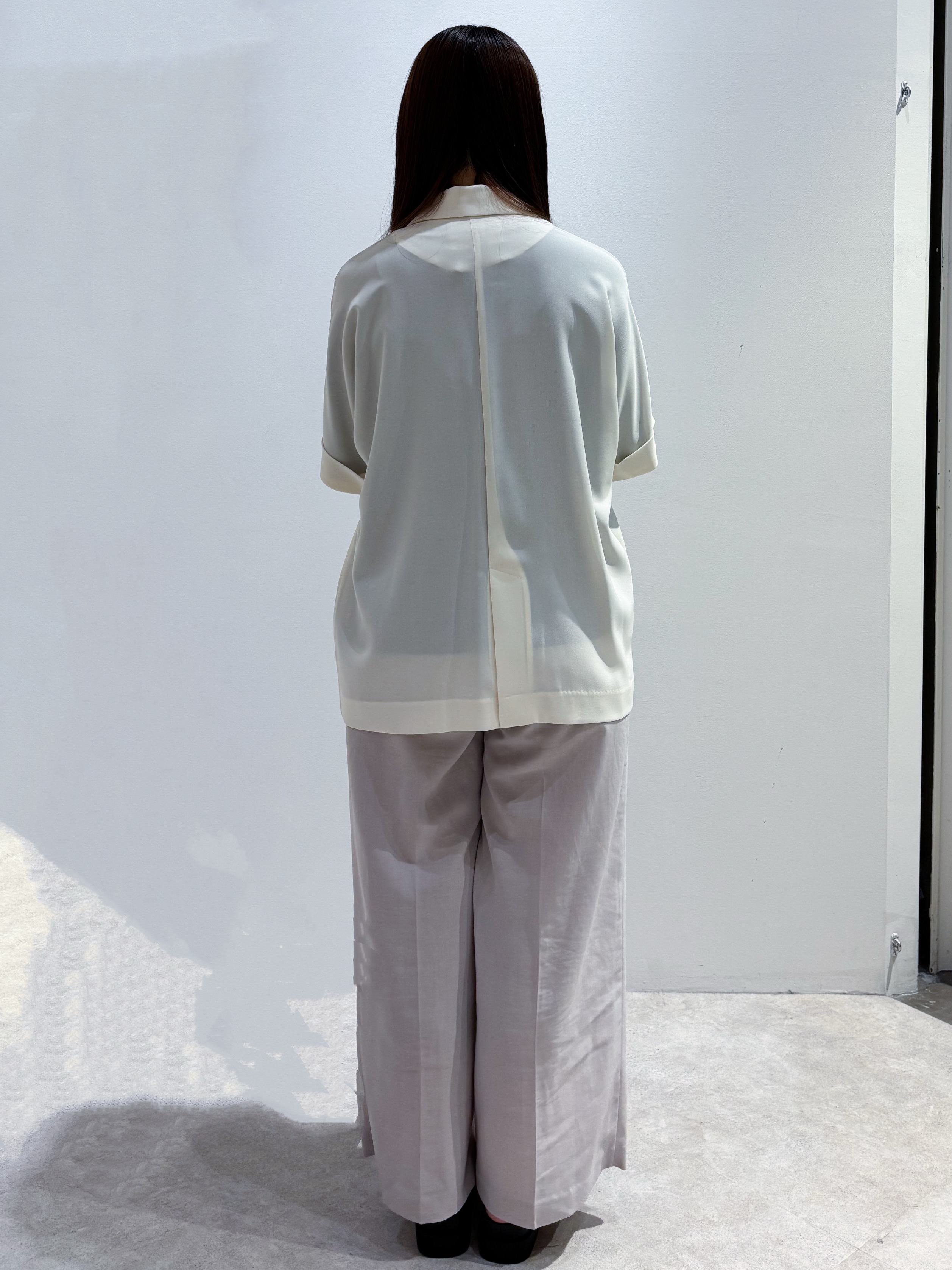 yunaさんの「OPAQUE.CLIP｜【接触冷感／吸水速乾／防シワ】リネンライクテーラードジャケット《洗濯機OK》」を使ったコーディネート