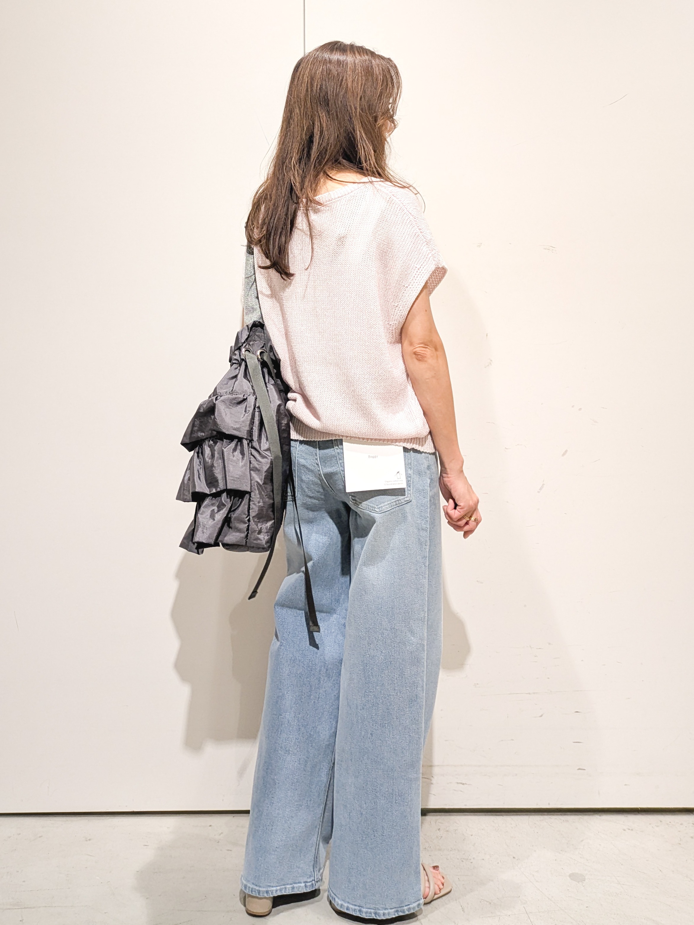 machiさんの「OPAQUE.CLIP｜ラメメッシュ フレンチスリーブニット【洗濯機OK】」を使ったコーディネート