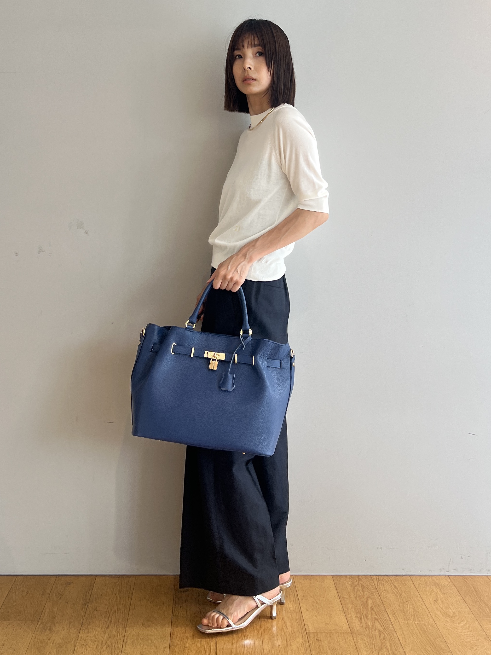 misaさんの「DRESSTERIOR｜【otonaMUSE5月号掲載】スキニーベルトサンダル」を使ったコーディネート