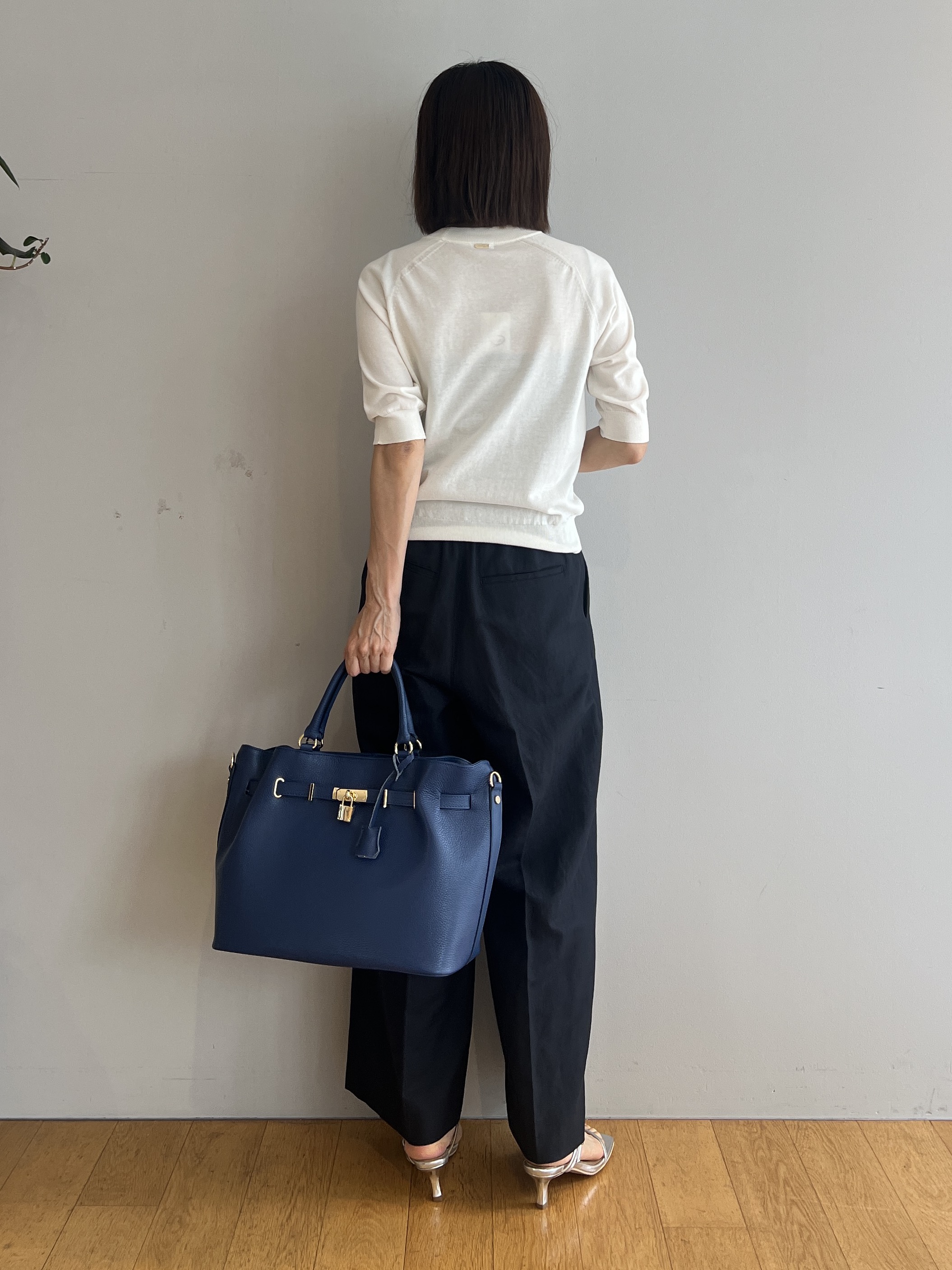 misaさんの「DRESSTERIOR｜【otonaMUSE5月号掲載】スキニーベルトサンダル」を使ったコーディネート
