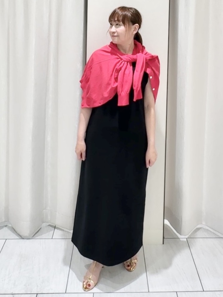 ʏᴜᴋɪᴋᴏさんの「UNTITLED｜【接触冷感/UVカット/遮熱/抗菌防臭】ライトプレーティングワンピース」を使ったコーディネート
