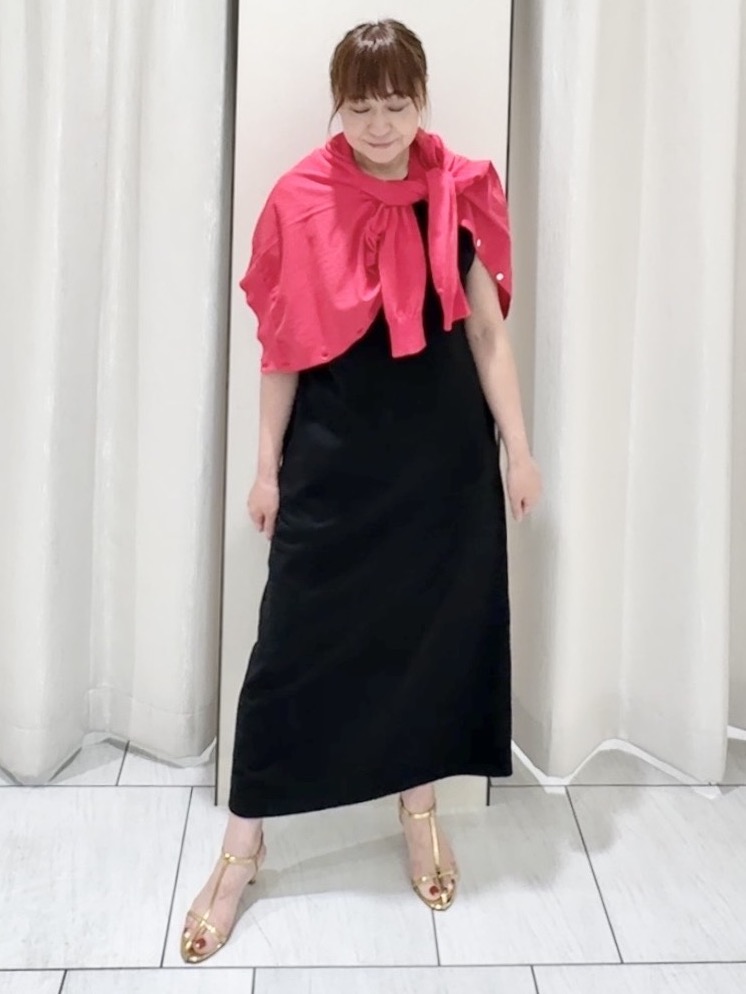 ʏᴜᴋɪᴋᴏさんの「UNTITLED｜【接触冷感/UVカット/遮熱/抗菌防臭】ライトプレーティングワンピース」を使ったコーディネート