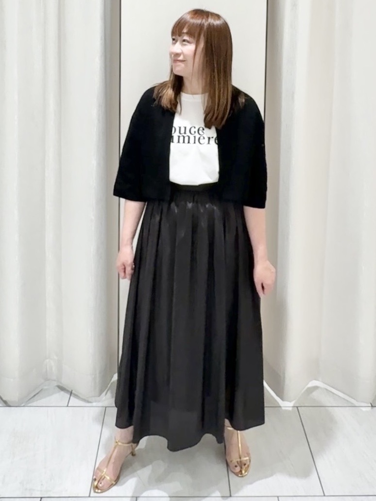 ʏᴜᴋɪᴋᴏさんの「UNTITLED｜【ストレッチ性/洗える】短丈ニットカーディガン」を使ったコーディネート