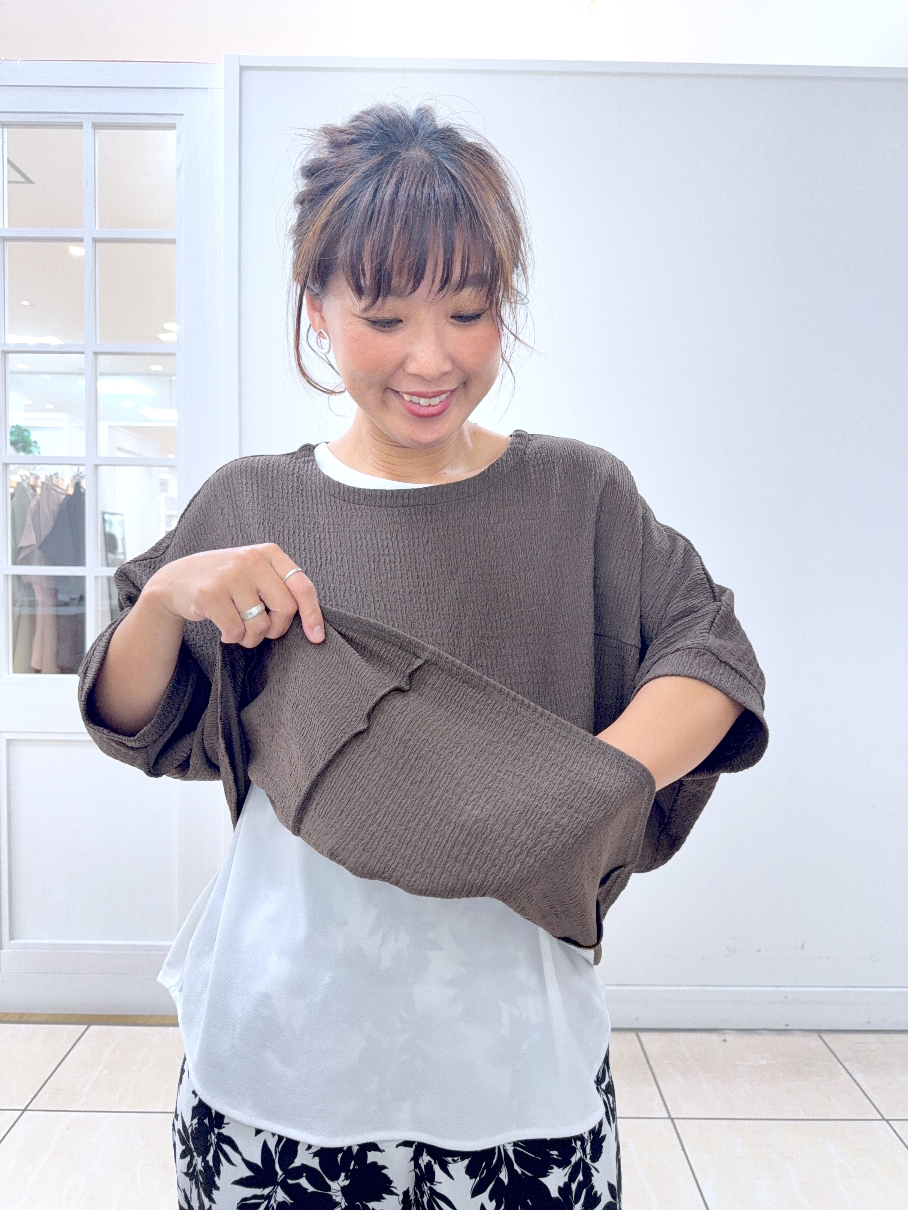 Osawaさんの「Dessin｜シュリンクジャージ カットソー」を使ったコーディネート