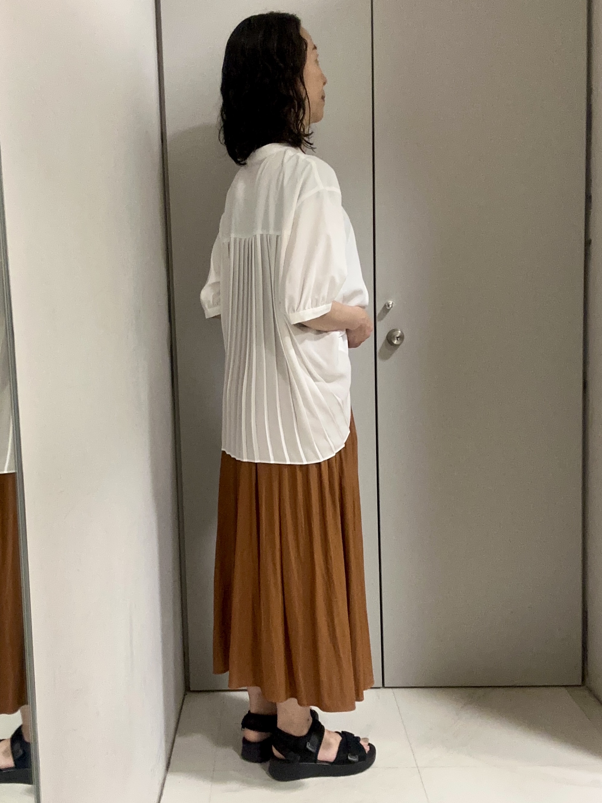 Kouさんの「Reflect｜【手洗い可】異素材ドッキングブラウス」を使ったコーディネート