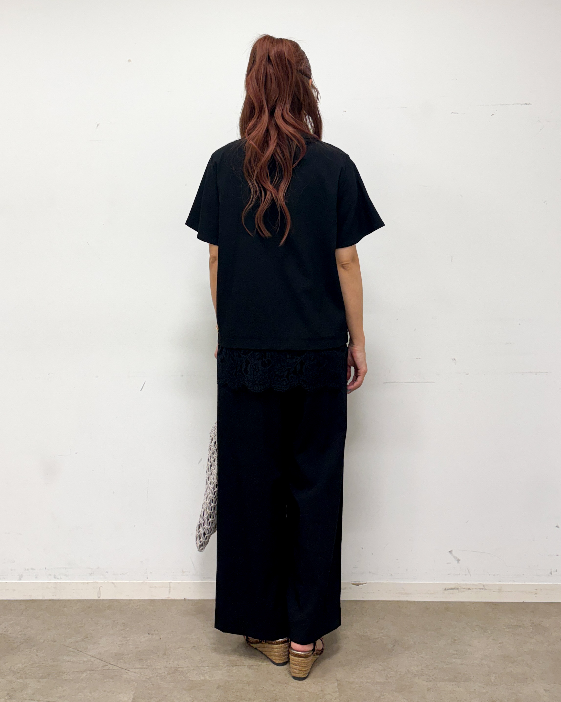 ゆゆさんの「SHOO･LA･RUE｜【S-LL/洗濯機可】軽凛(かろりん)ひんやり スキッパー裾レースブラウス」を使ったコーディネート