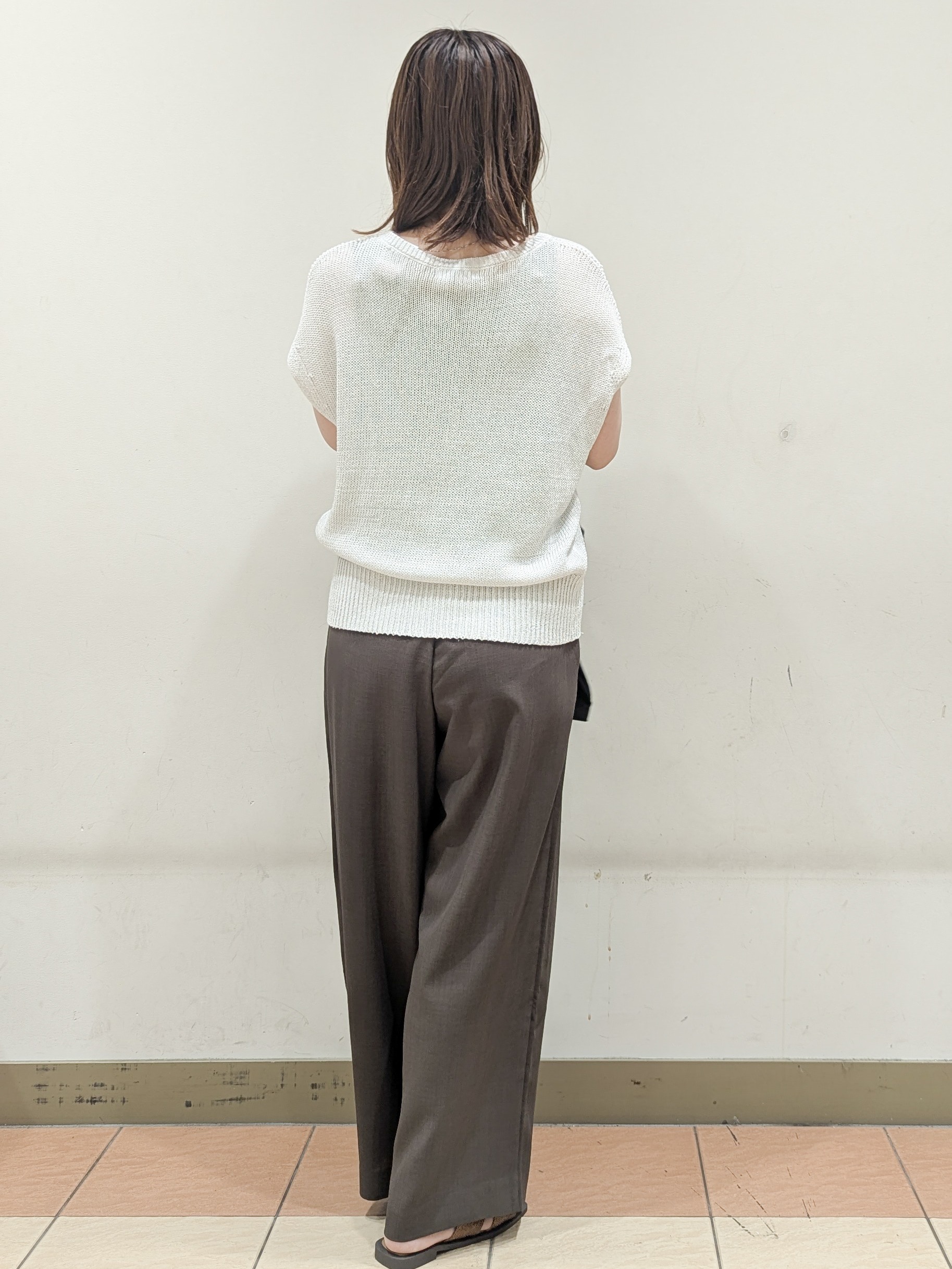 Miさんの「OPAQUE.CLIP｜ラメメッシュ フレンチスリーブニット【洗濯機OK】」を使ったコーディネート