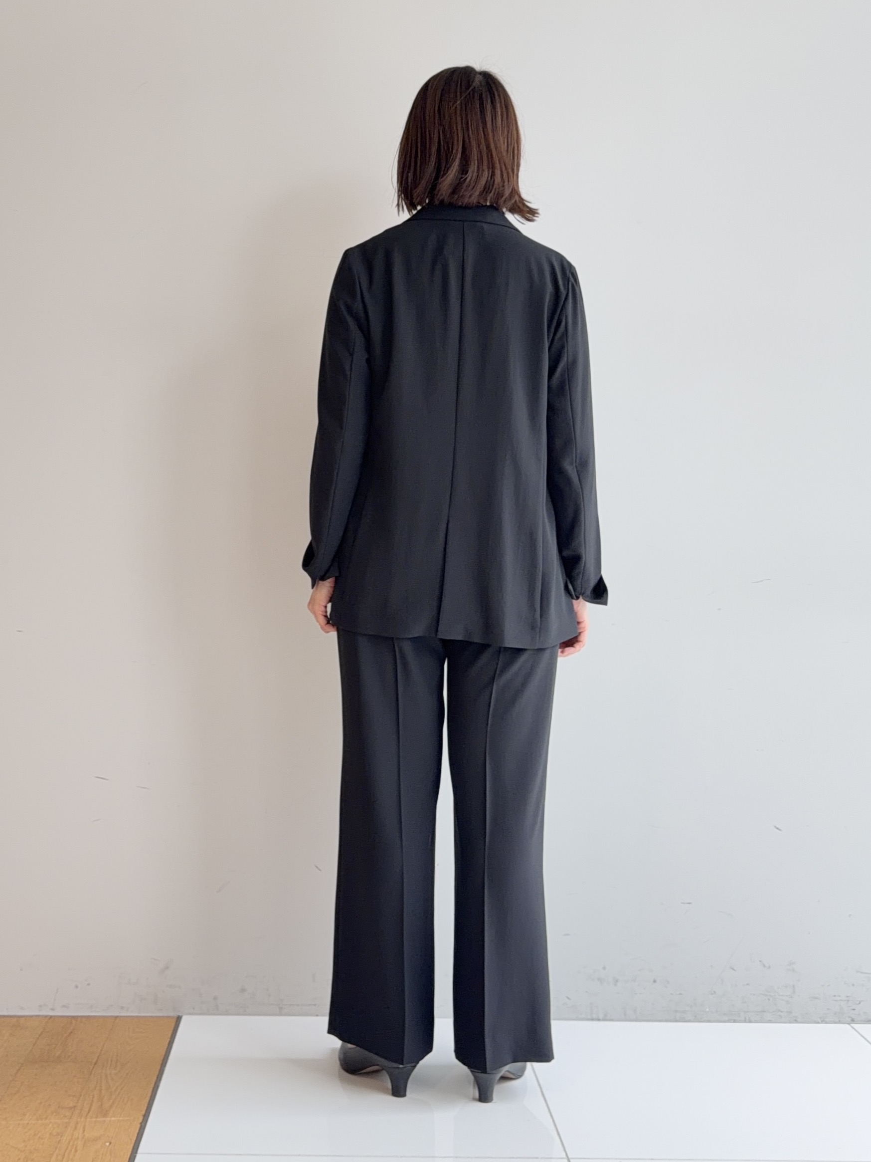 murayamaさんの「INDIVI｜【ラム革／美脚／通勤】レザーパンプス」を使ったコーディネート