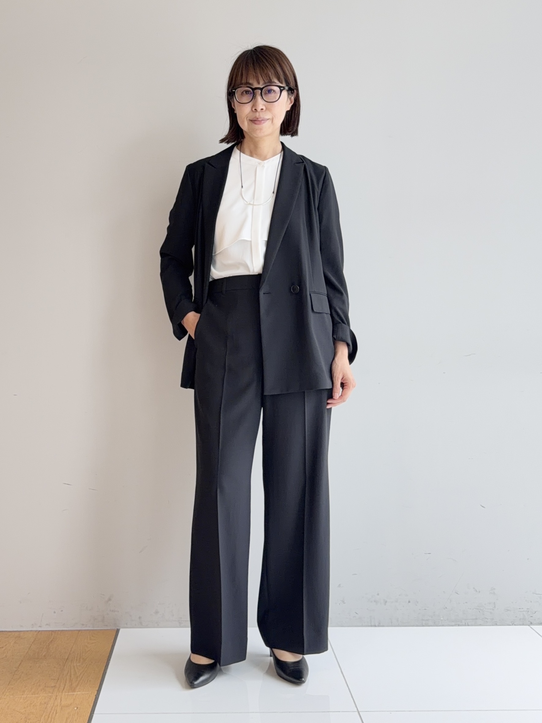 murayamaさんの「INDIVI｜【ラム革／美脚／通勤】レザーパンプス」を使ったコーディネート