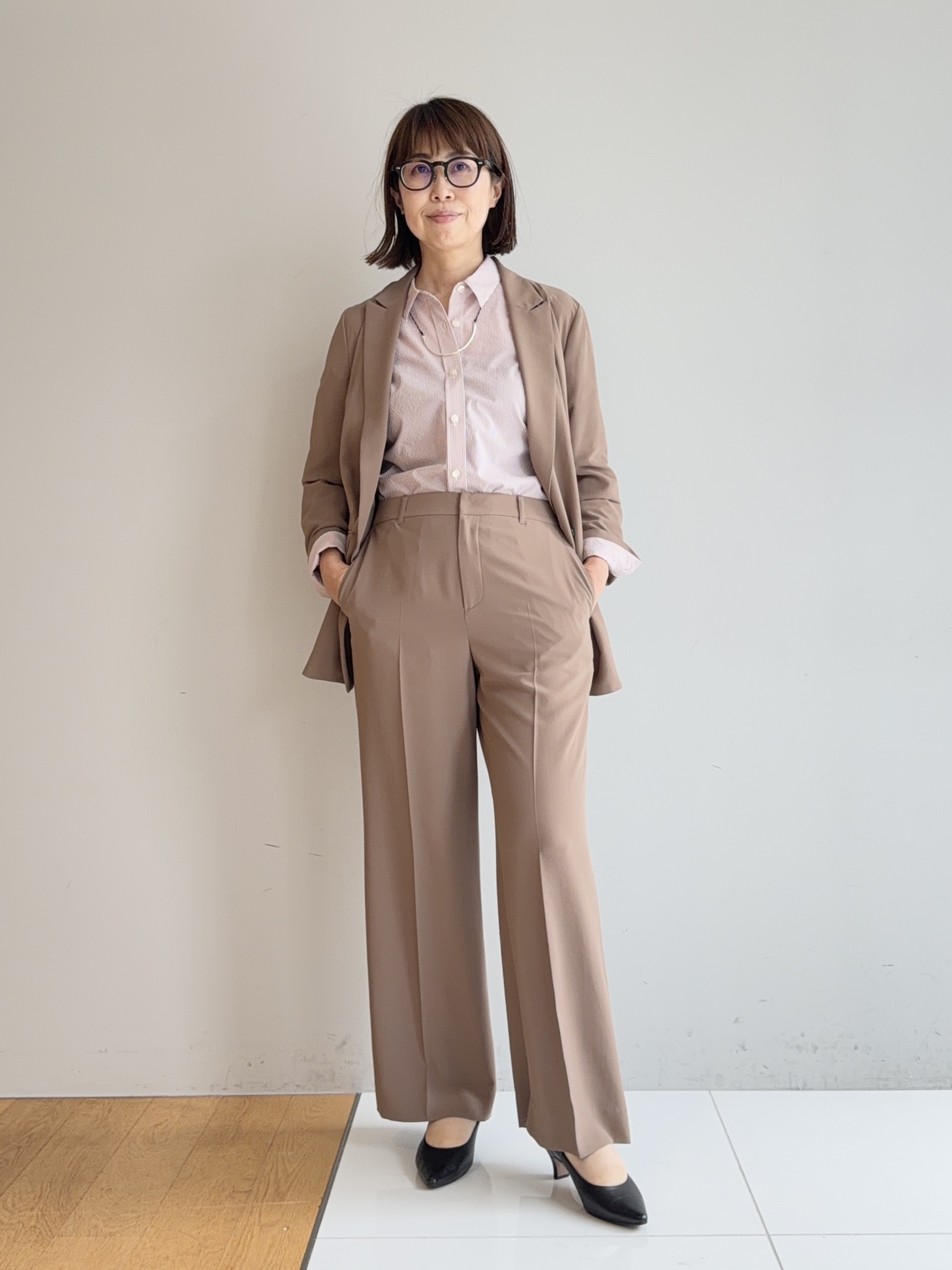 murayamaさんの「INDIVI｜【ラム革／美脚／通勤】レザーパンプス」を使ったコーディネート