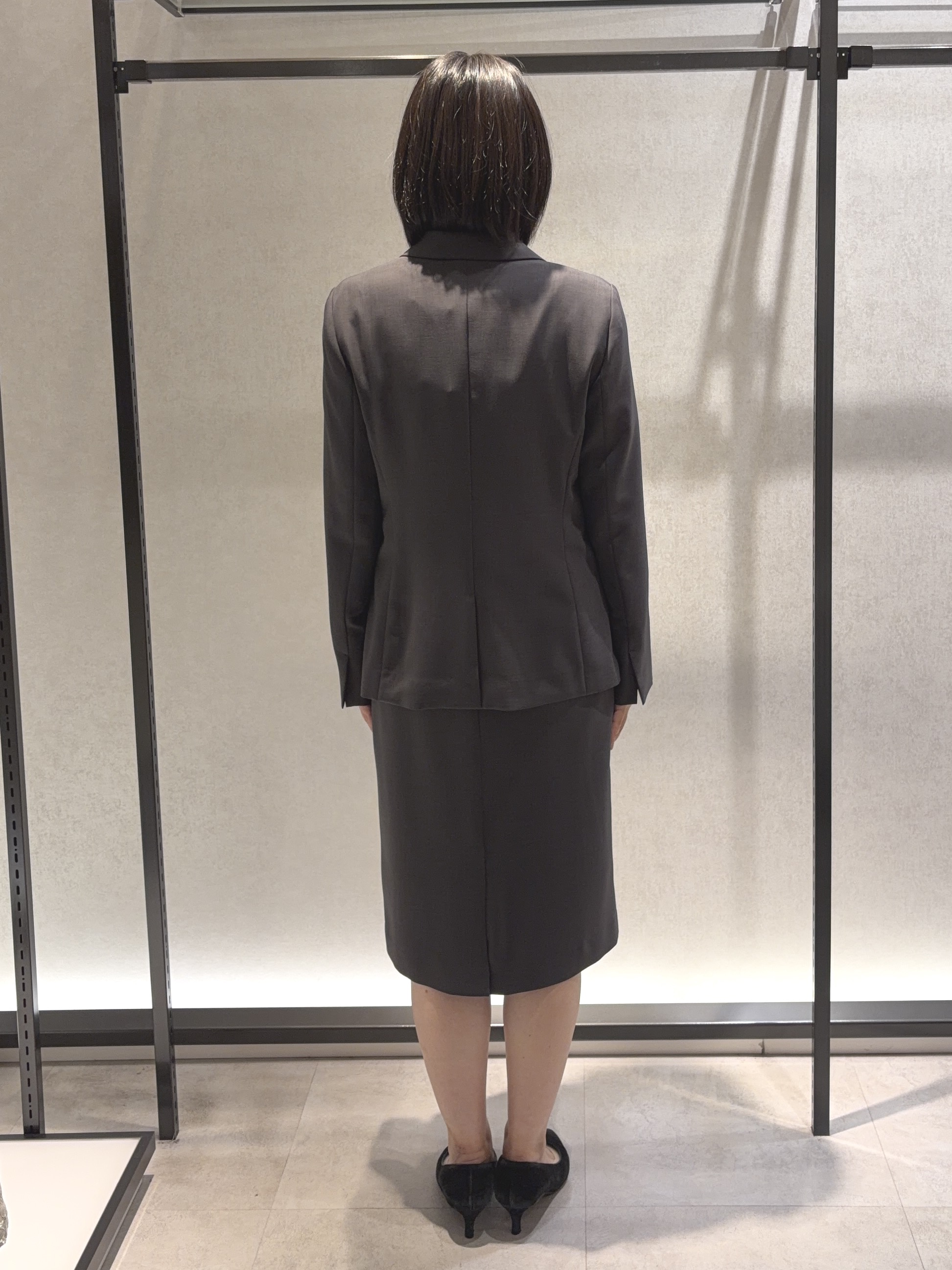 わたなべさんの「UNTITLED｜【セットアップ可/UV/接触冷感】エアリーテーラードジャケット」を使ったコーディネート
