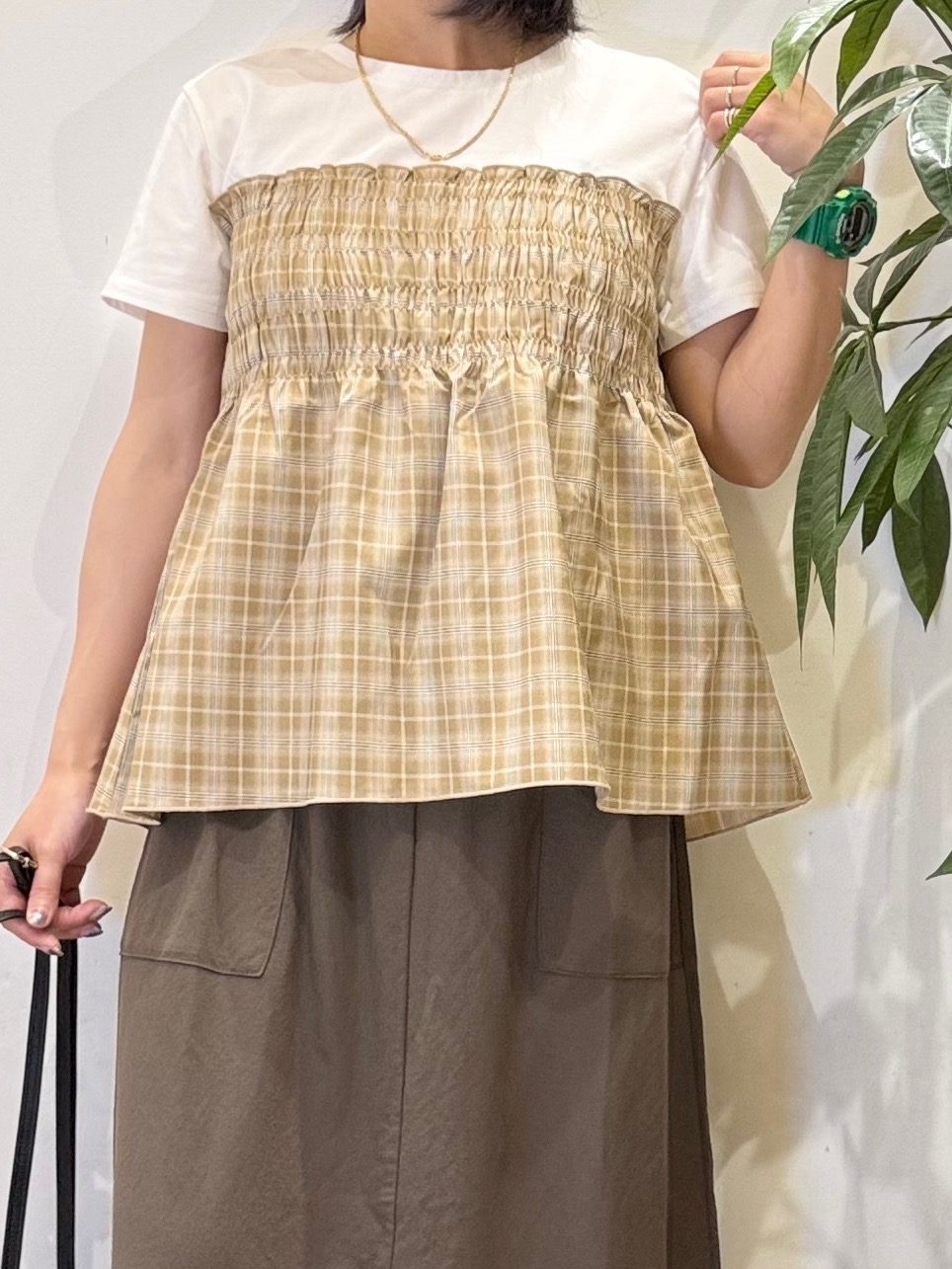 misakiさんの「SHOO･LA･RUE｜【S-LL/洗濯機可】着るだけサマ見え 柄アソートビスチェ風ドッキングTシャツ」を使ったコーディネート