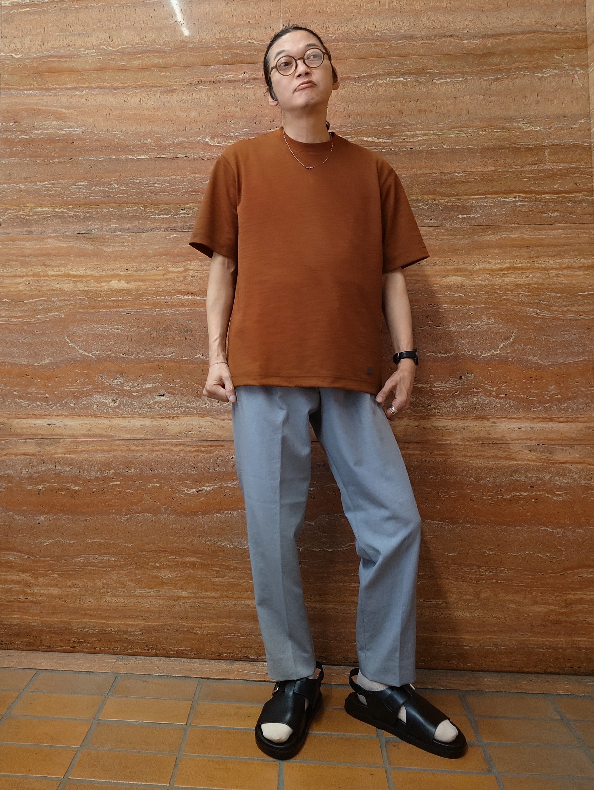 かしげるさんの「TAKEO KIKUCHI｜リネン ライク ポンチ プルオーバー」を使ったコーディネート