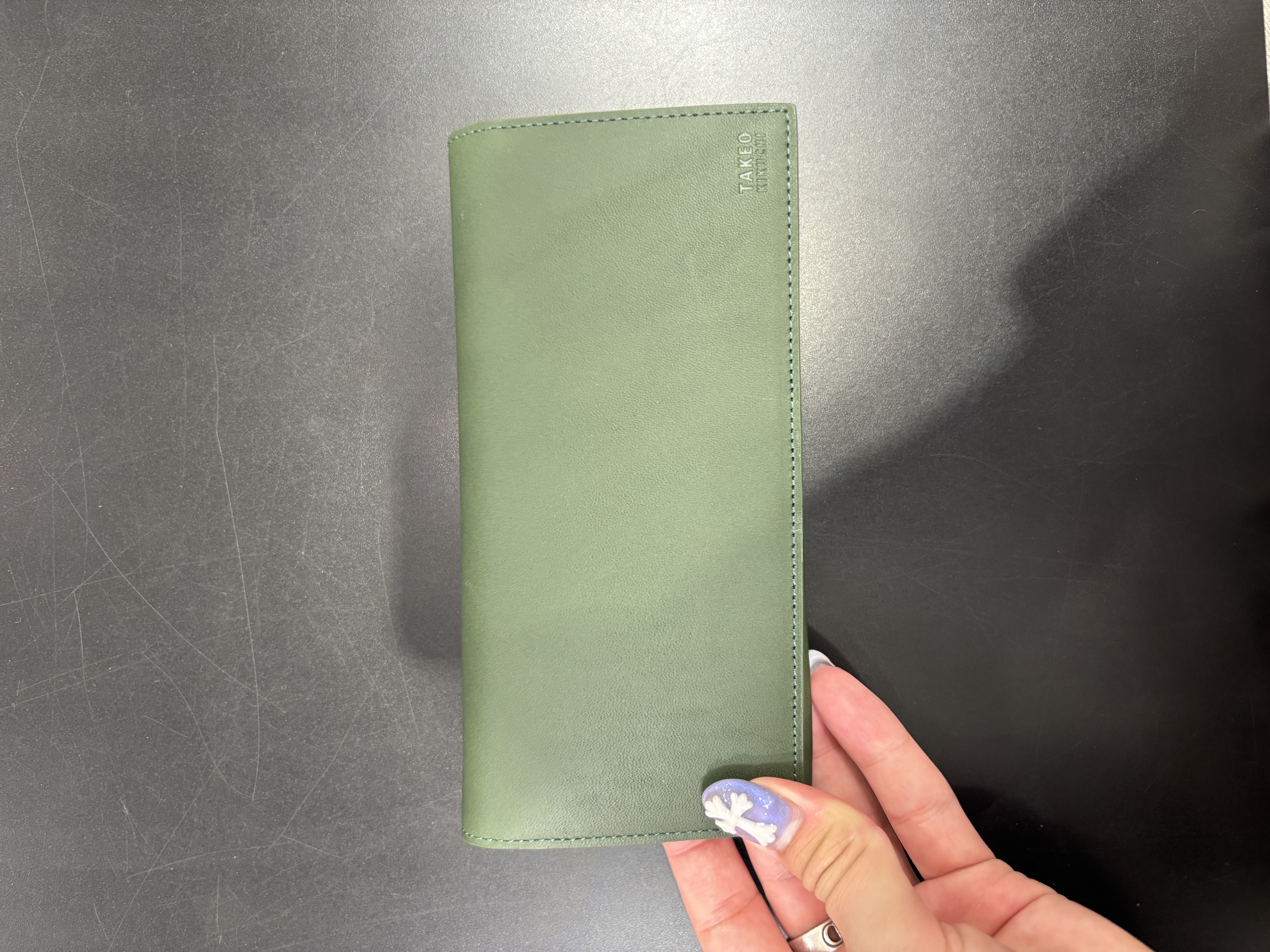 こうへいさんの「TAKEO KIKUCHI｜Tアンティークレザー 2つ折り長財布」を使ったコーディネート