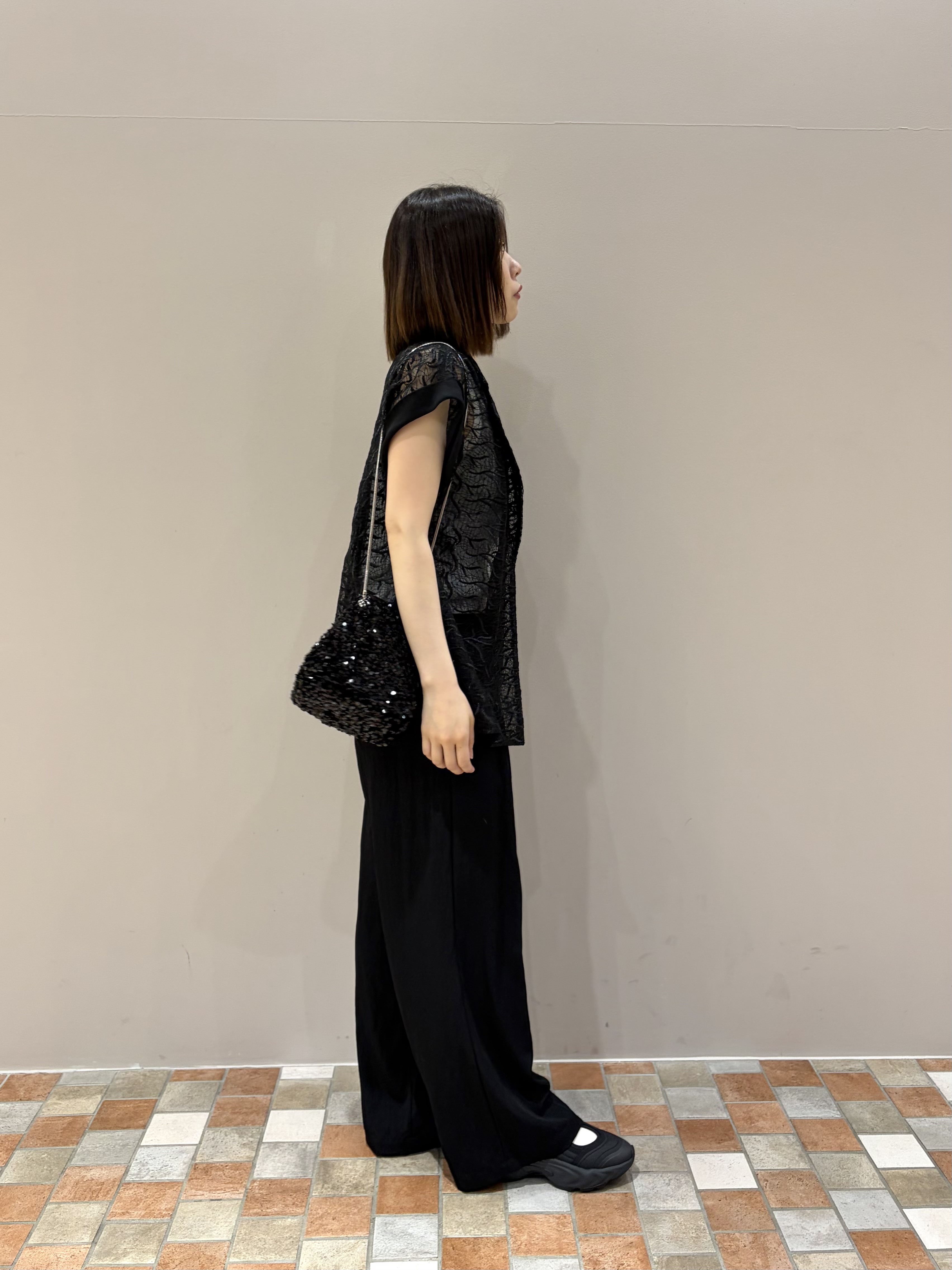 amiさんの「INDIVI｜レーステーラードジャケット」を使ったコーディネート