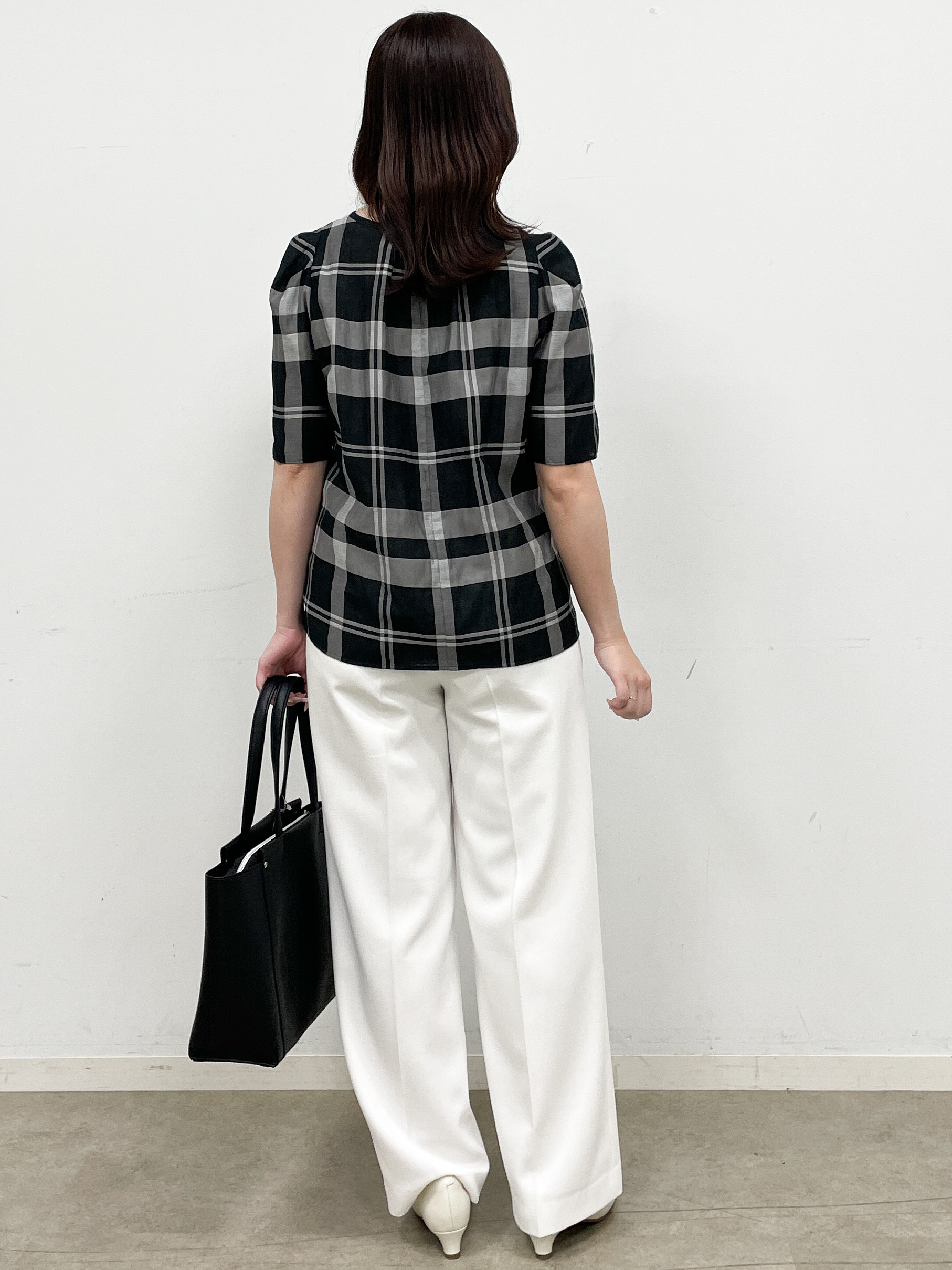 yukariさんの「Reflect｜【セットアップ／手洗い可】チェック柄パフスリーブブラウス」を使ったコーディネート