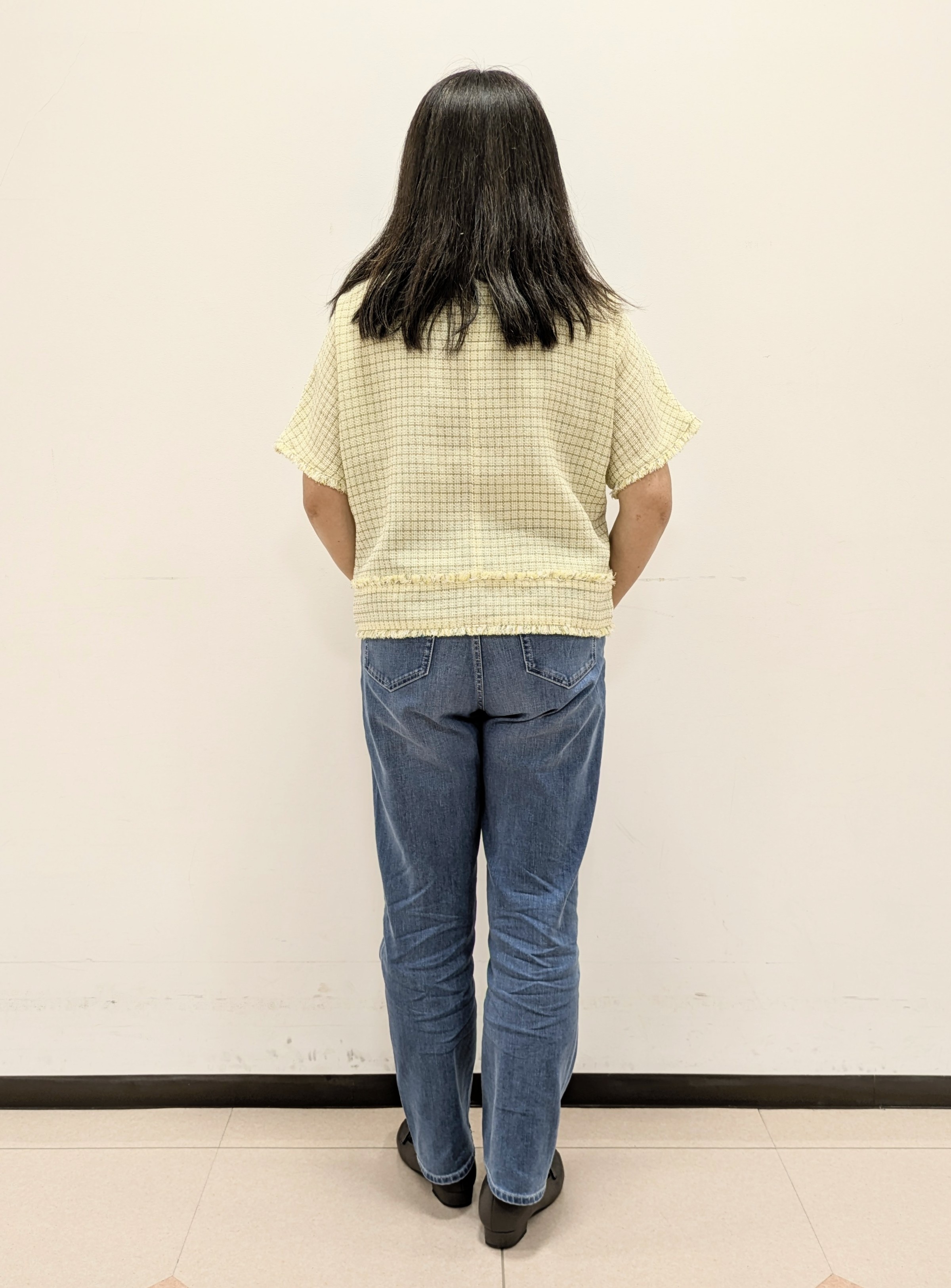 ともさんの「UNTITLED｜ファンシーツイードブラウス」を使ったコーディネート
