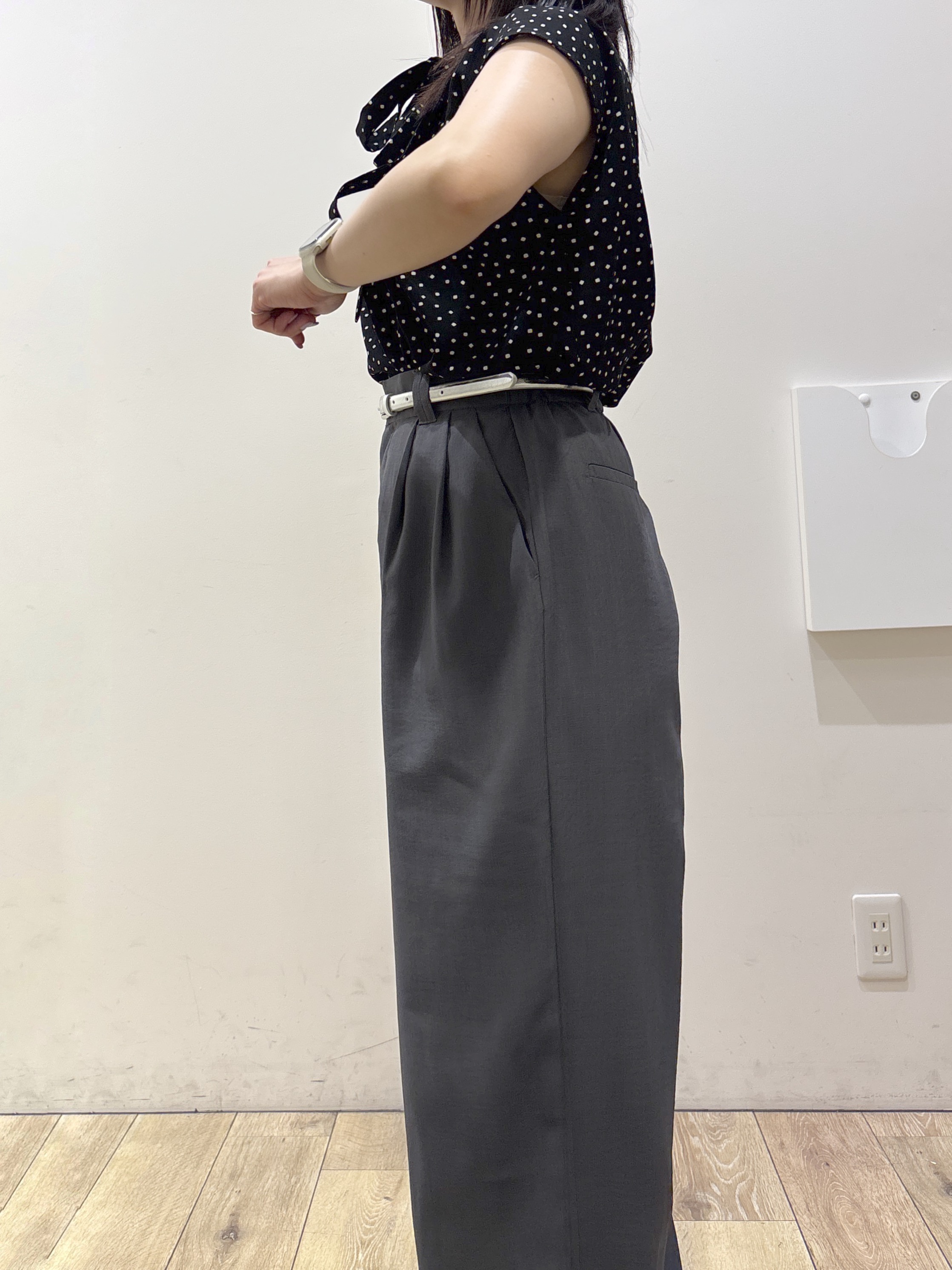 mameさんの「index｜ドットボウタイブラウス【洗濯機OK】」を使ったコーディネート