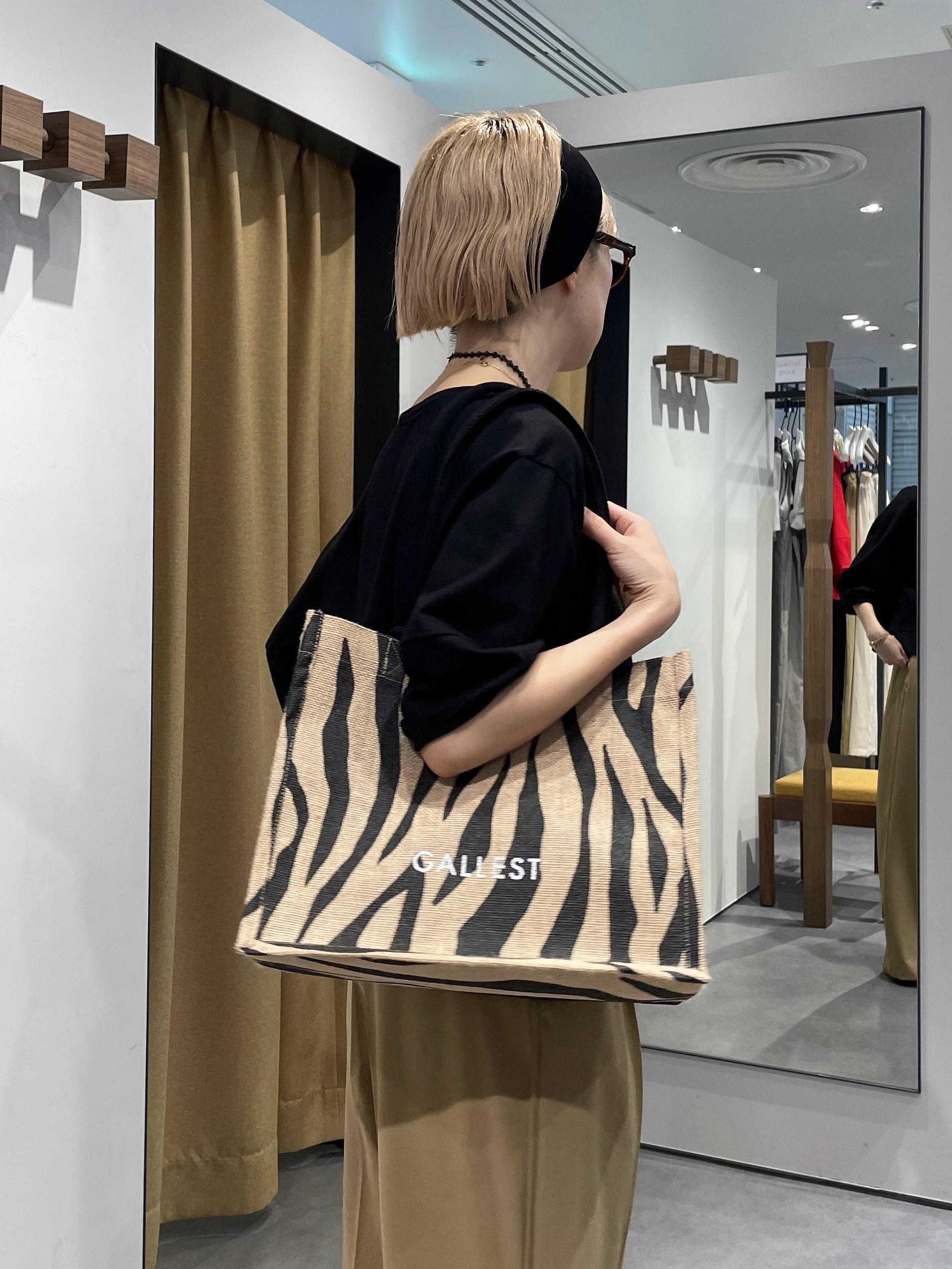 mikuさんの「INDIVI｜イージータックスラックス【再入荷／ウォッシャブル】」を使ったコーディネート