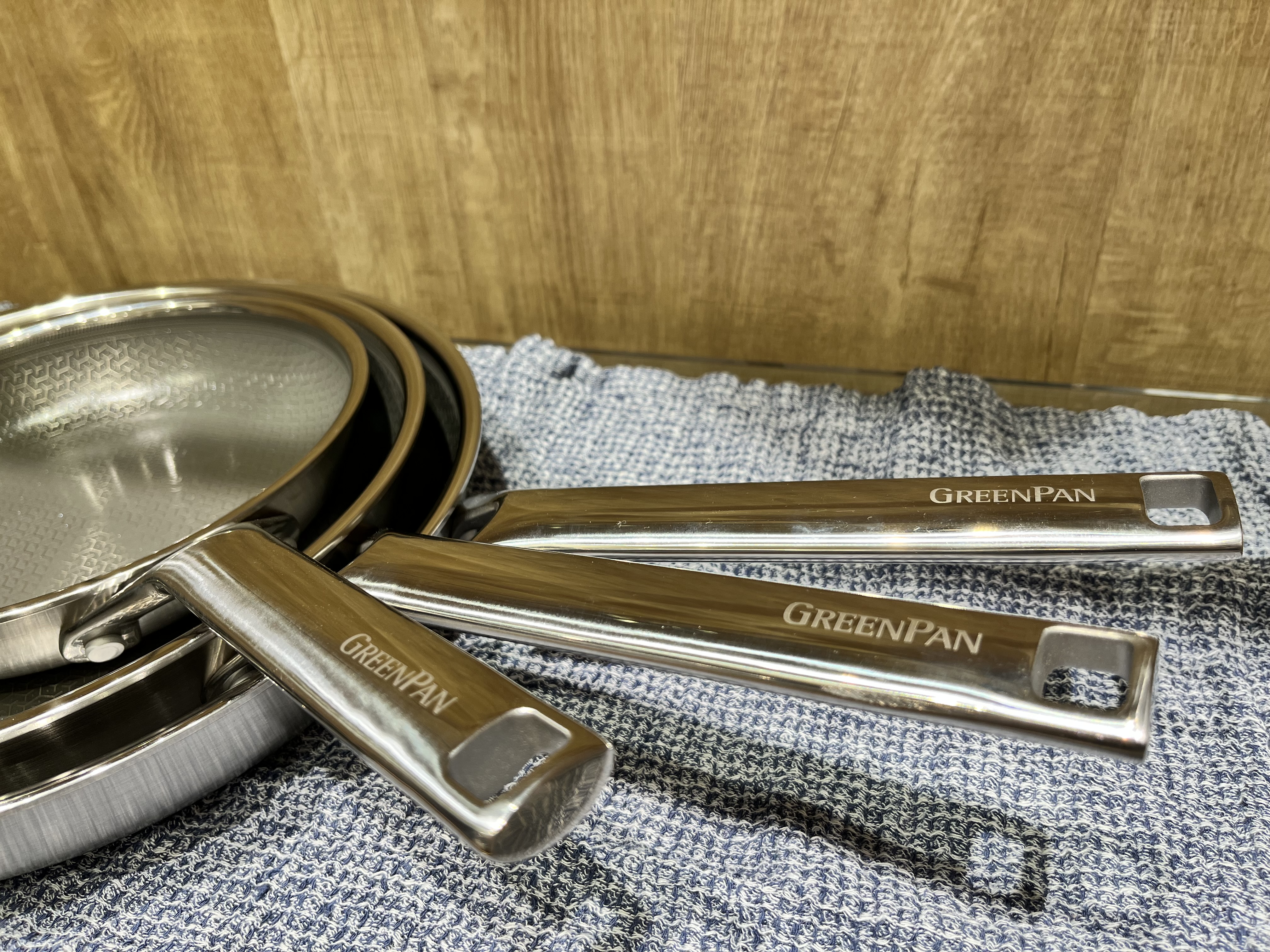 OYSTERさんの「212 KITCHEN STORE｜エーペックス フライパン 20cm ＜GreenPan  グリーンパン＞」を使ったコーディネート