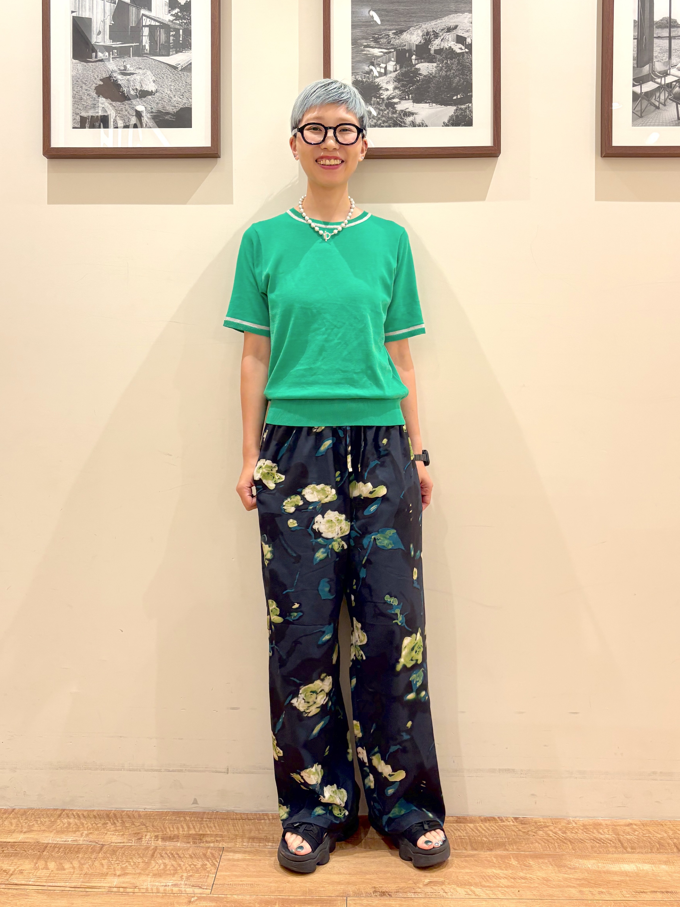 Ayumiさんの「SHOO･LA･RUE｜【S-LL/洗濯機可】1枚持っておくと安心 程よい透け感のシアーリブブルゾン」を使ったコーディネート