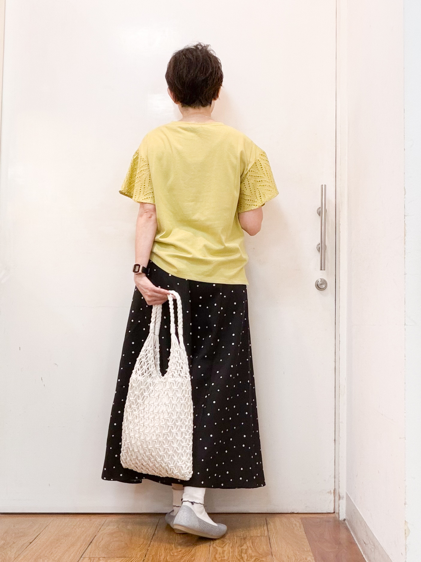 みぃさんの「SHOO･LA･RUE｜【汗じみ防止/ひんやり/S-LL】レースが華やか お袖フレアTシャツ」を使ったコーディネート