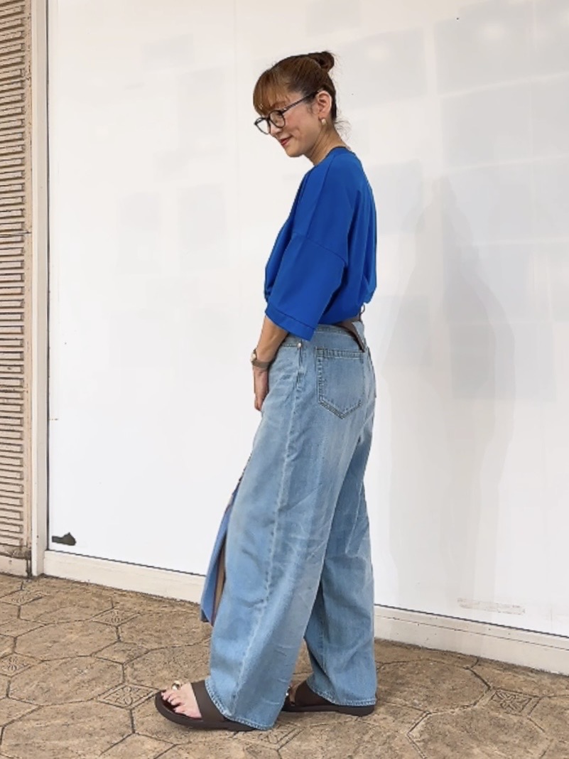 Yasucoさんの「Dessin｜【新色追加/体型カバー】美光沢カットソーボクシーシルエット」を使ったコーディネート