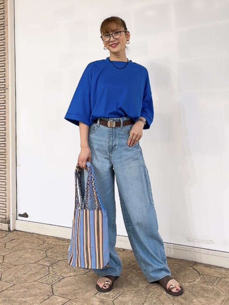 Yasucoさんの「Dessin｜【新色追加/体型カバー】美光沢カットソーボクシーシルエット」を使ったコーディネート
