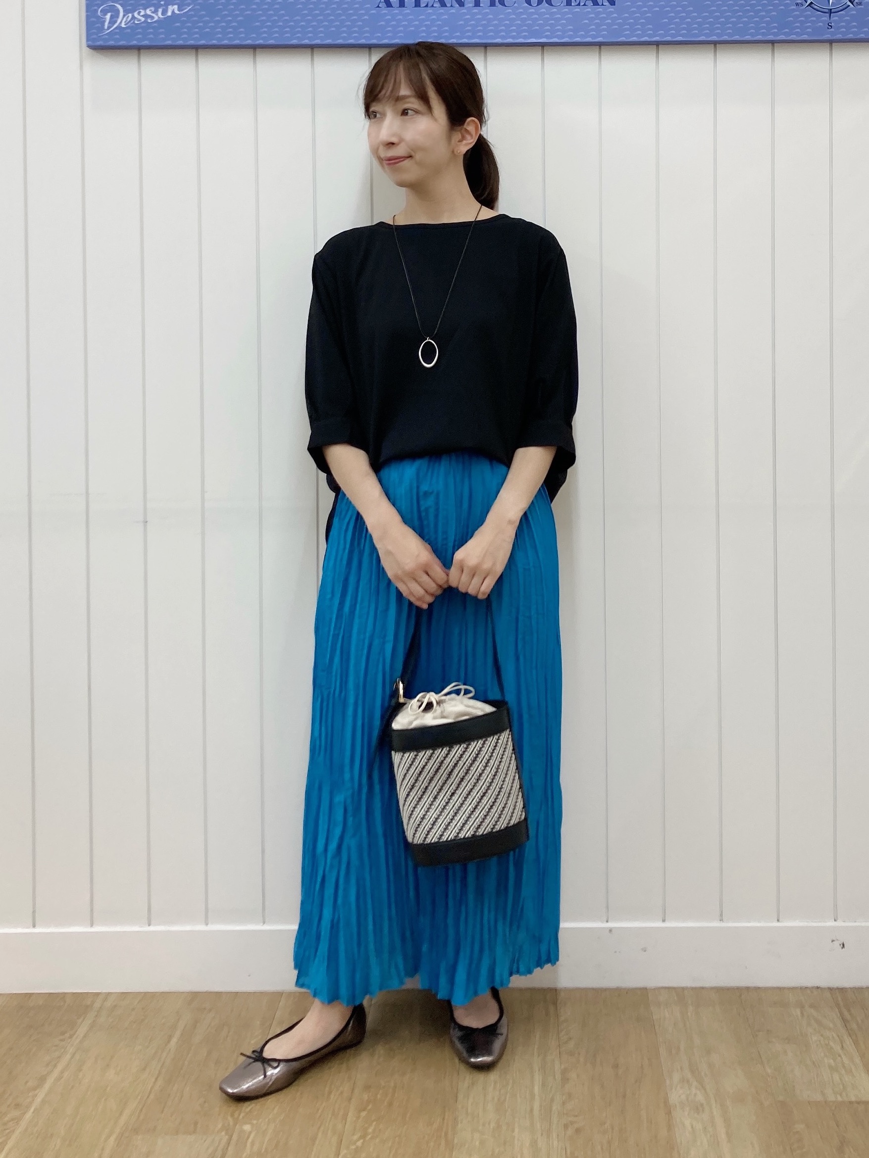 yoshiさんの「Dessin｜ライトジョーゼットハーフスリーブブラウス」を使ったコーディネート