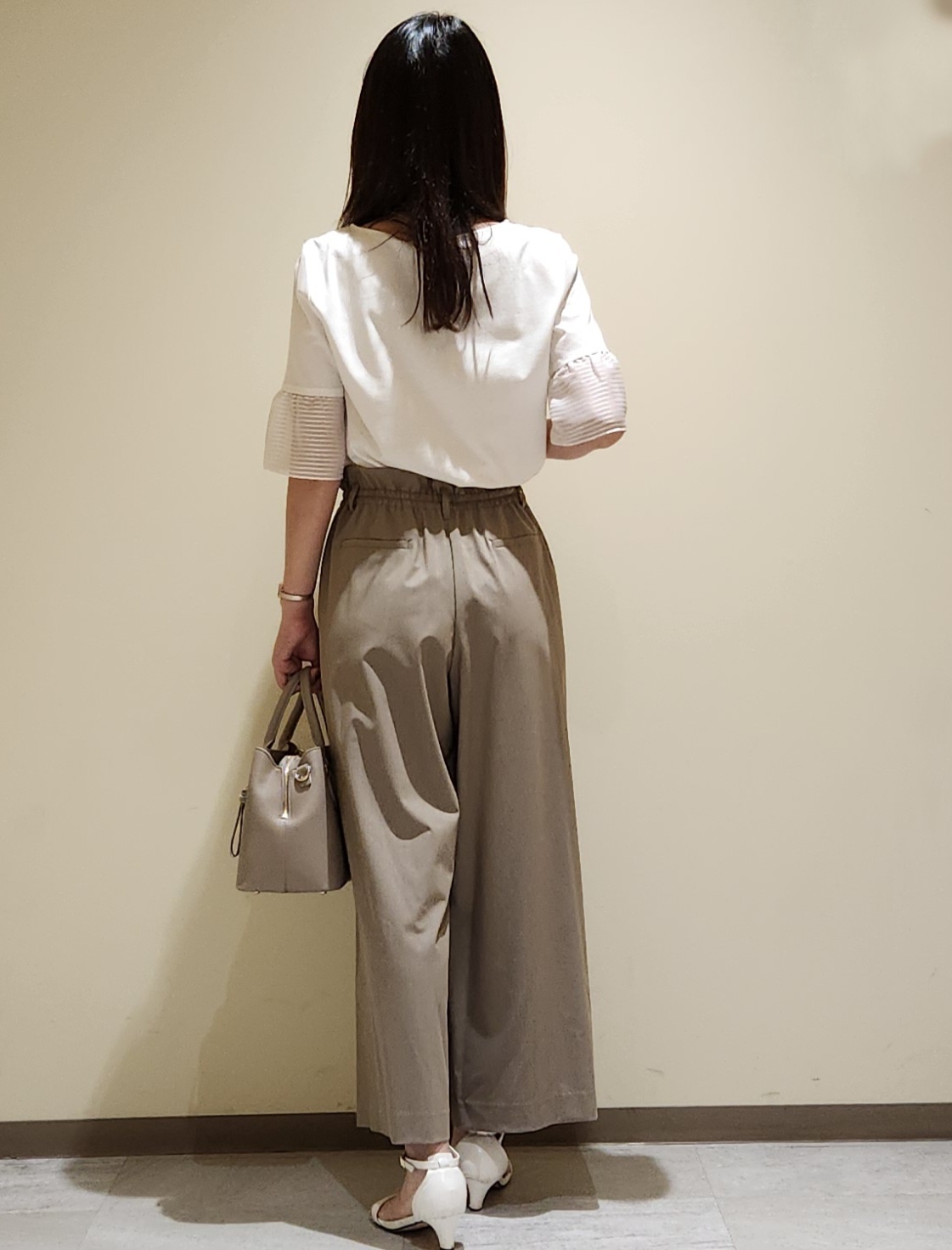 yukaさんの「COUP DE CHANCE｜【5分袖／日本製／接触冷感】異素材ドッキングカットソー」を使ったコーディネート